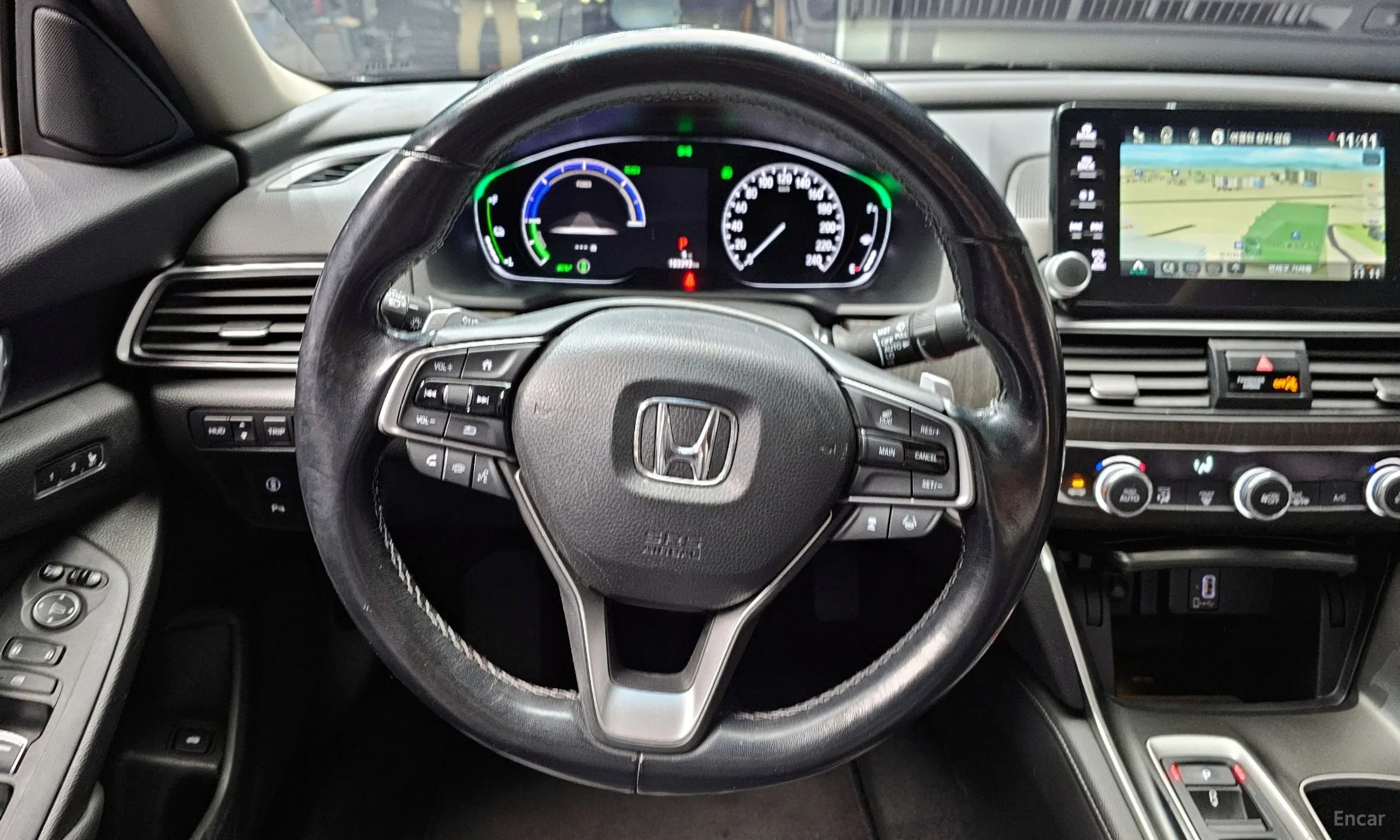 Honda Accord 10th Generation превью 13