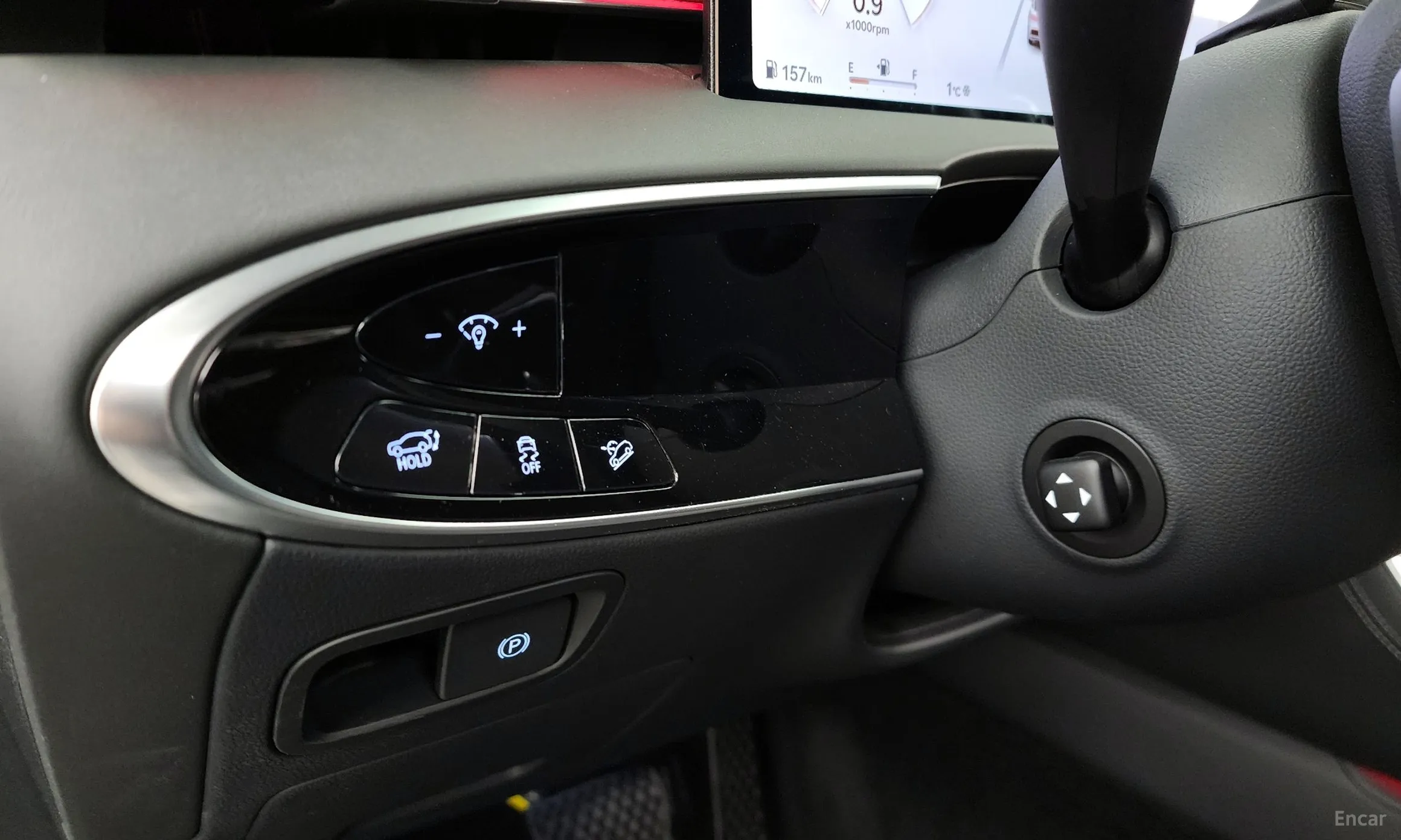 Genesis GV70 превью 16