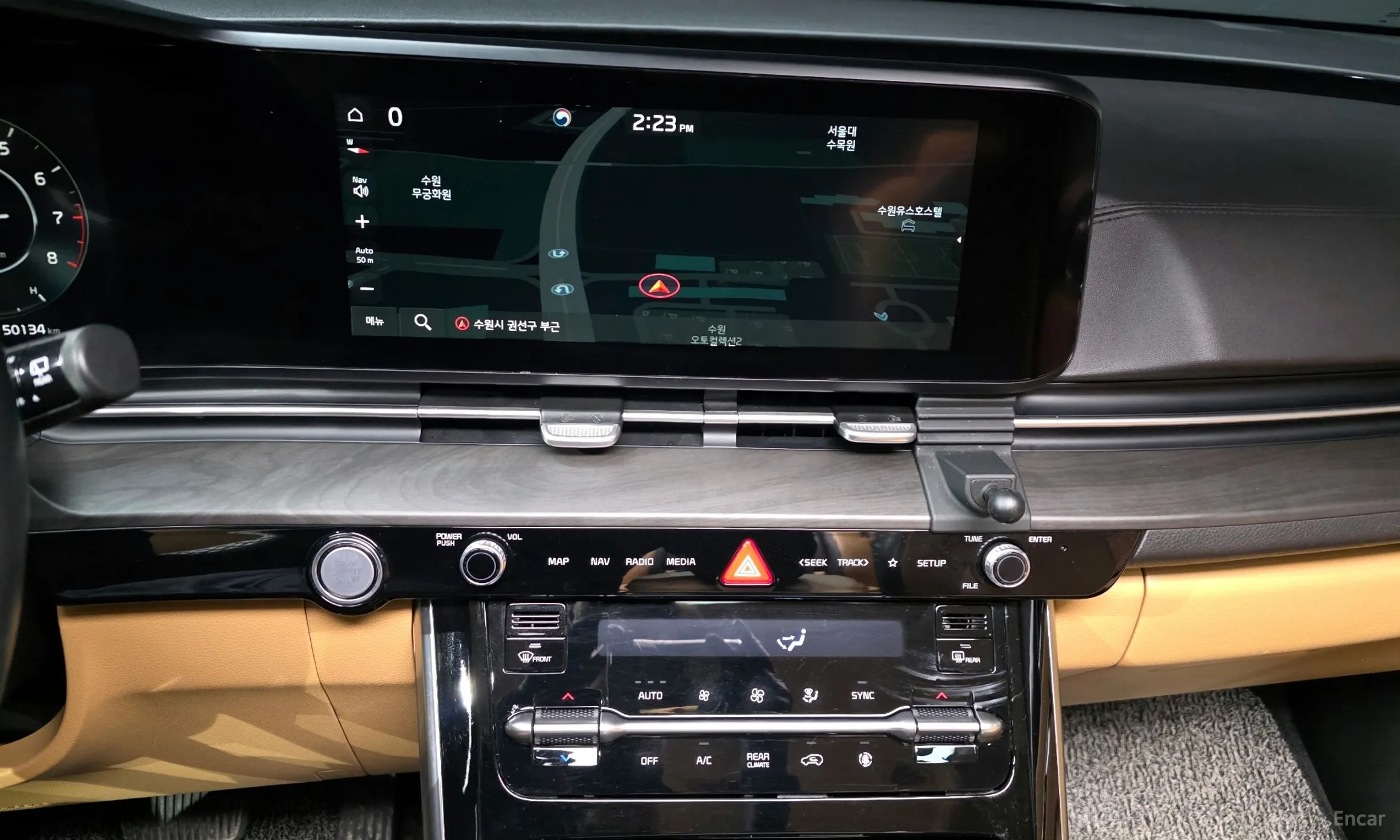 Kia Carnival Gen 4 превью 14