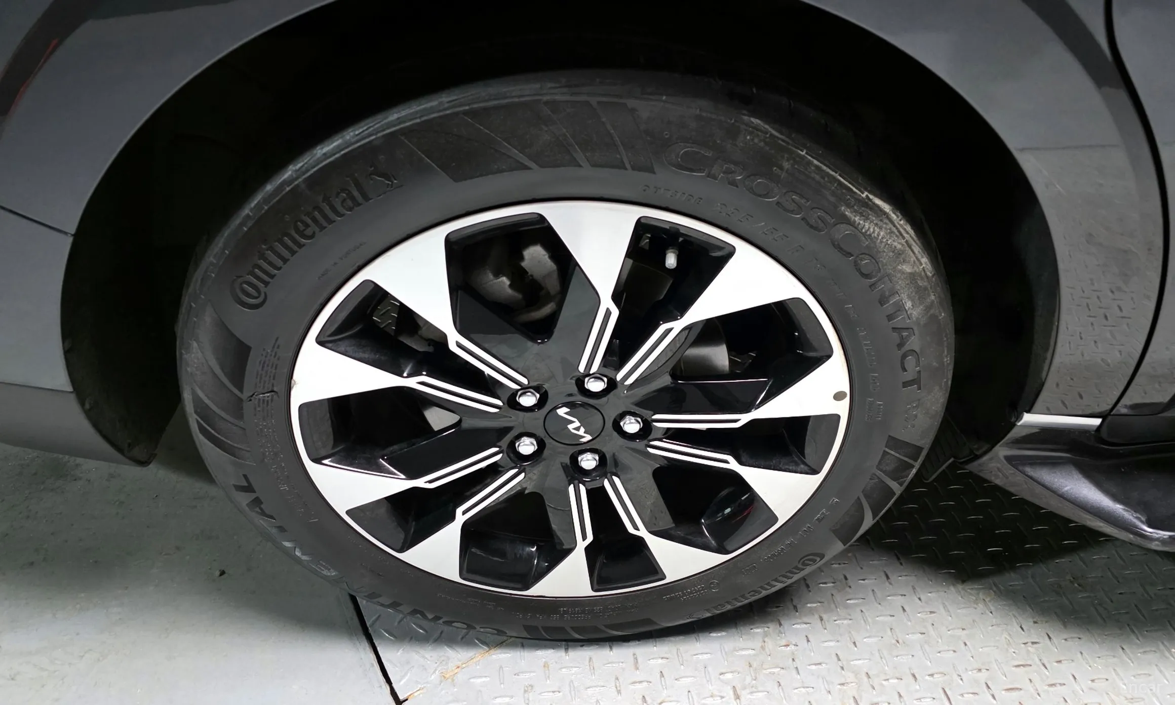 Kia Carnival Gen 4 превью 5