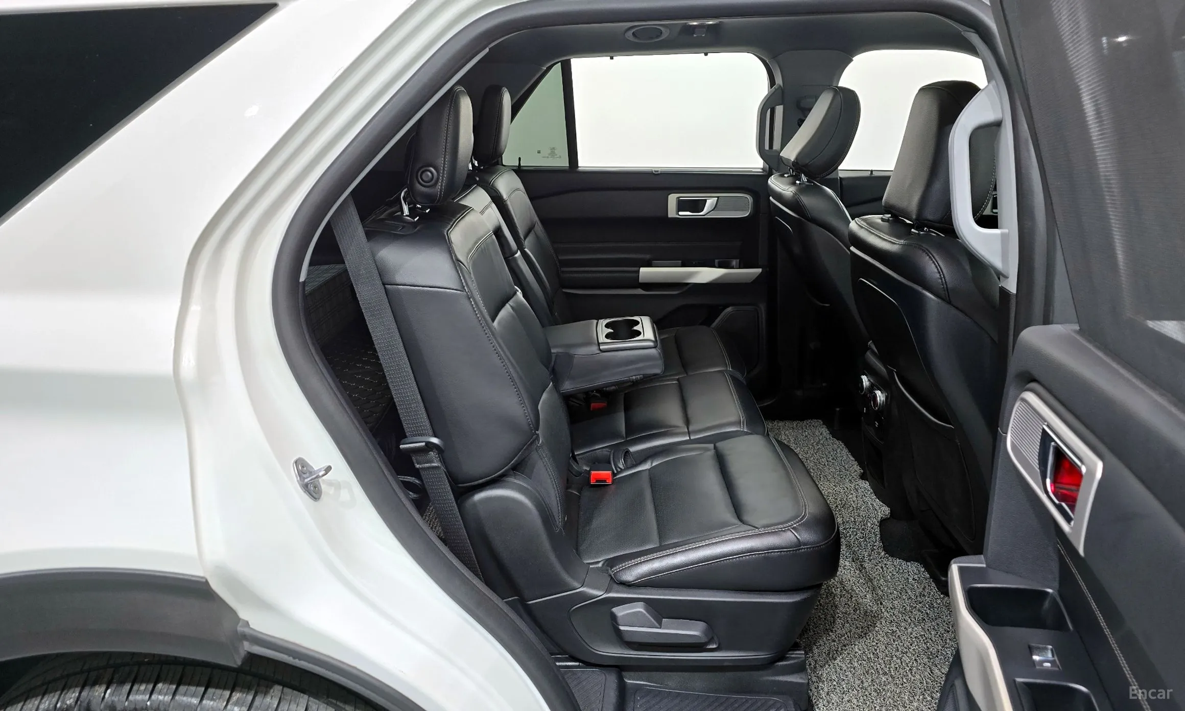 Ford Explorer 6th Generation превью 12