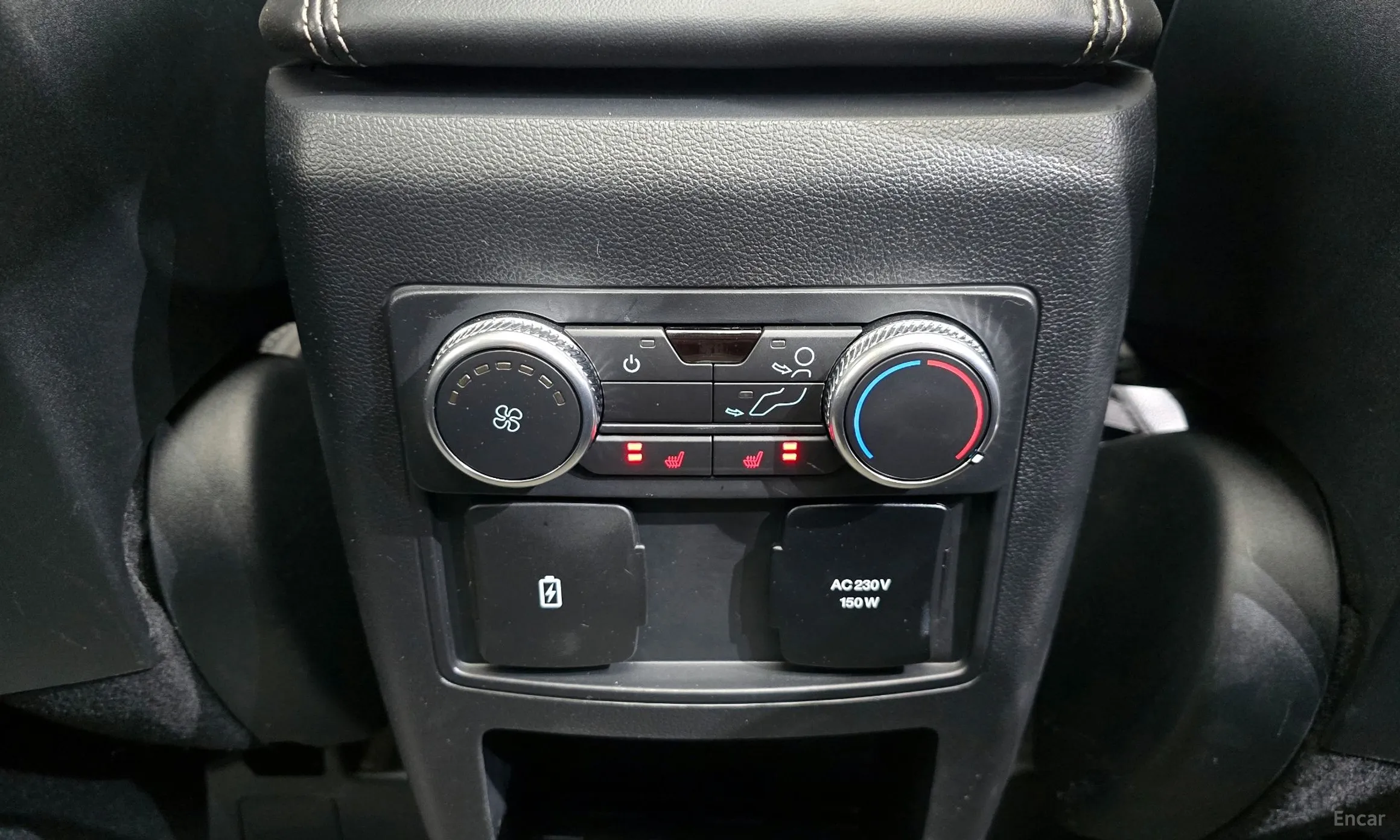 Ford Explorer 6th Generation превью 19