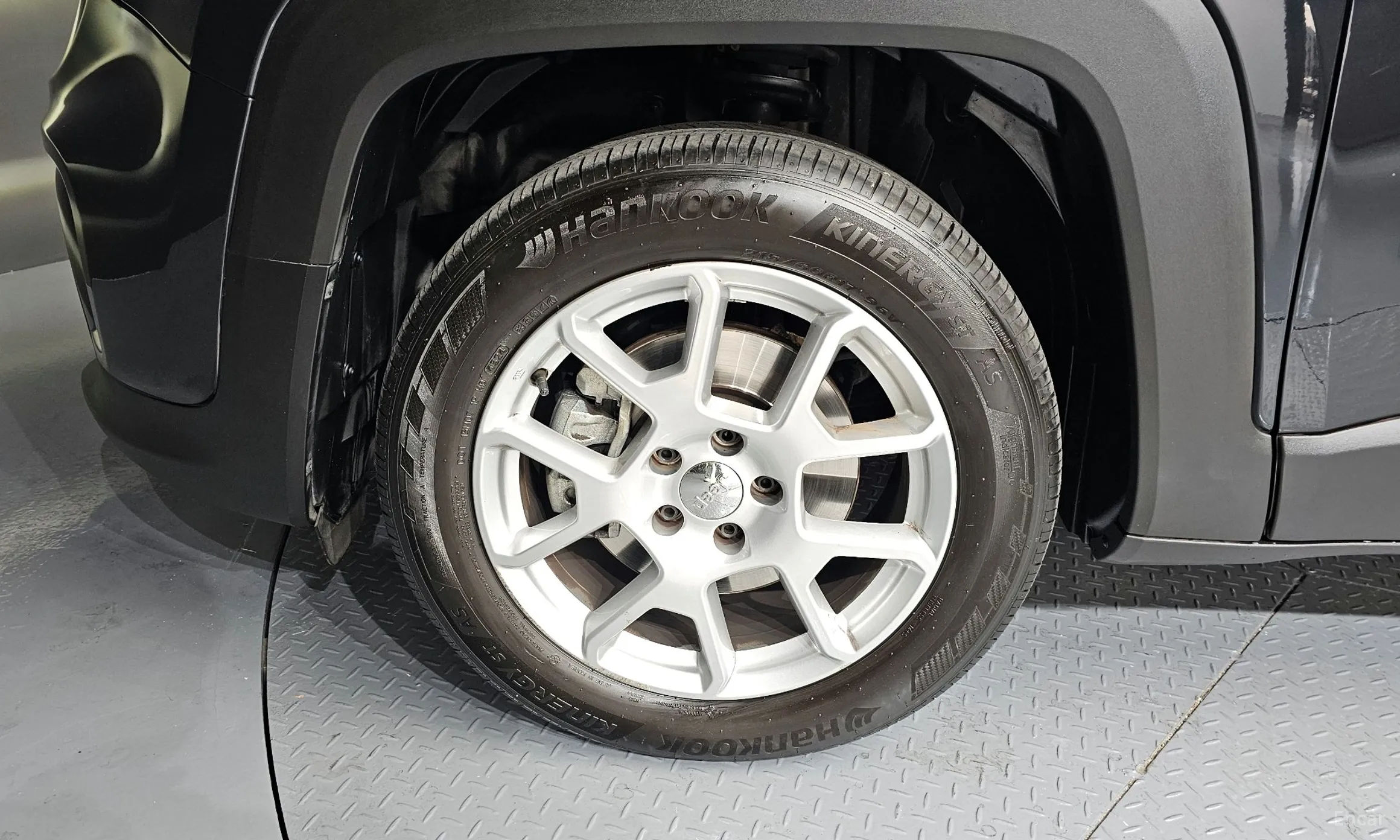 Jeep Renegade превью 5