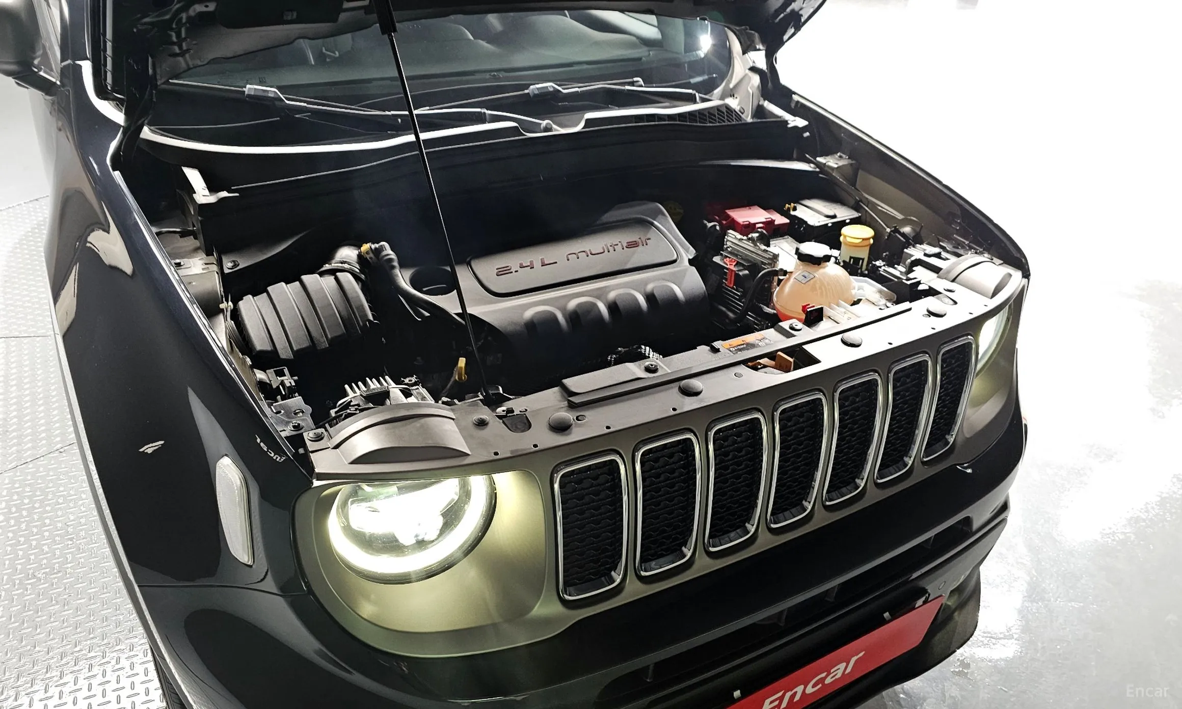 Jeep Renegade превью 6