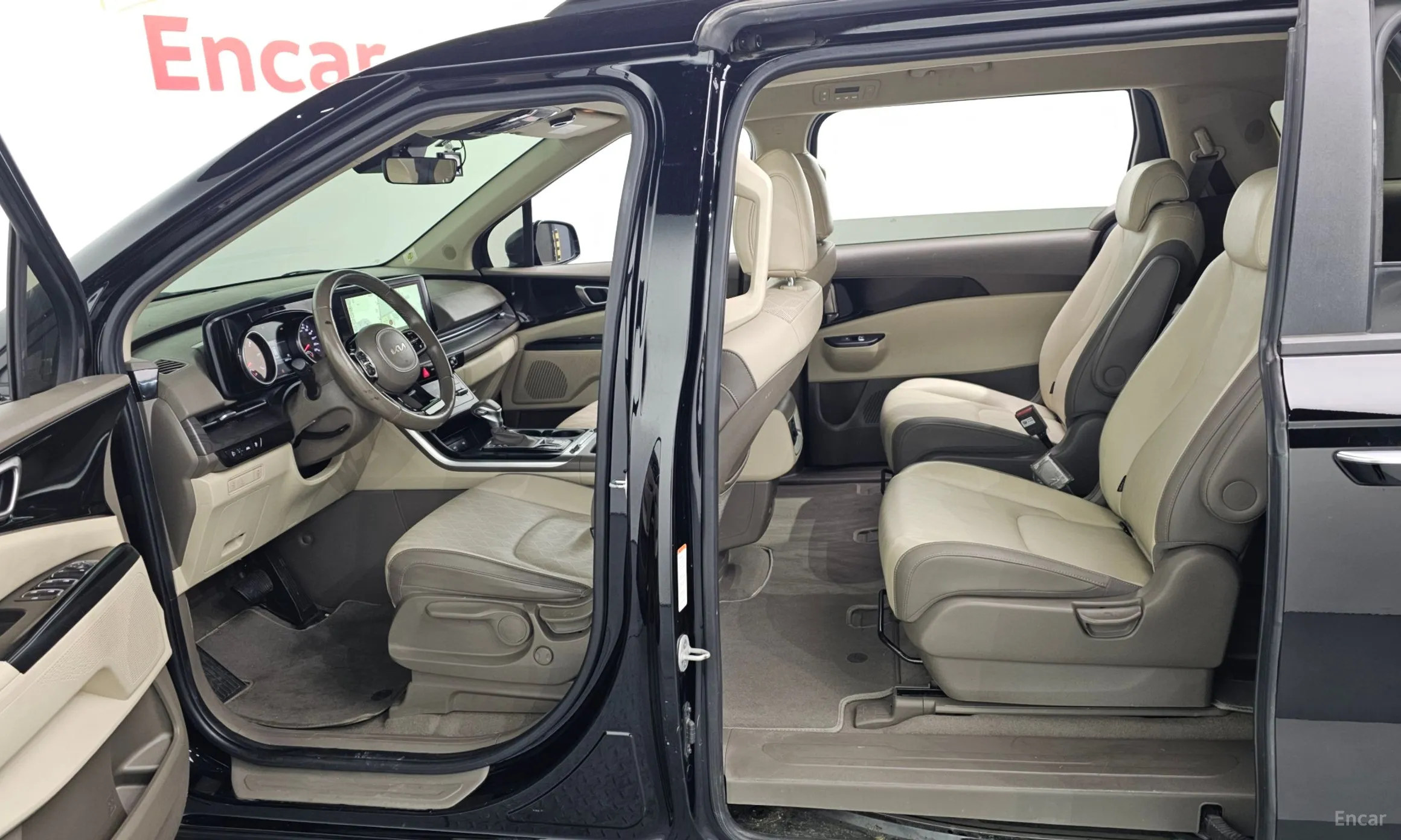 Kia Carnival Gen 4 превью 10