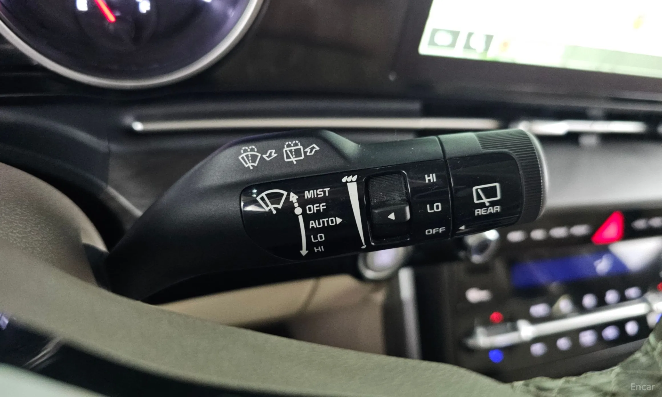 Kia Carnival Gen 4 превью 17
