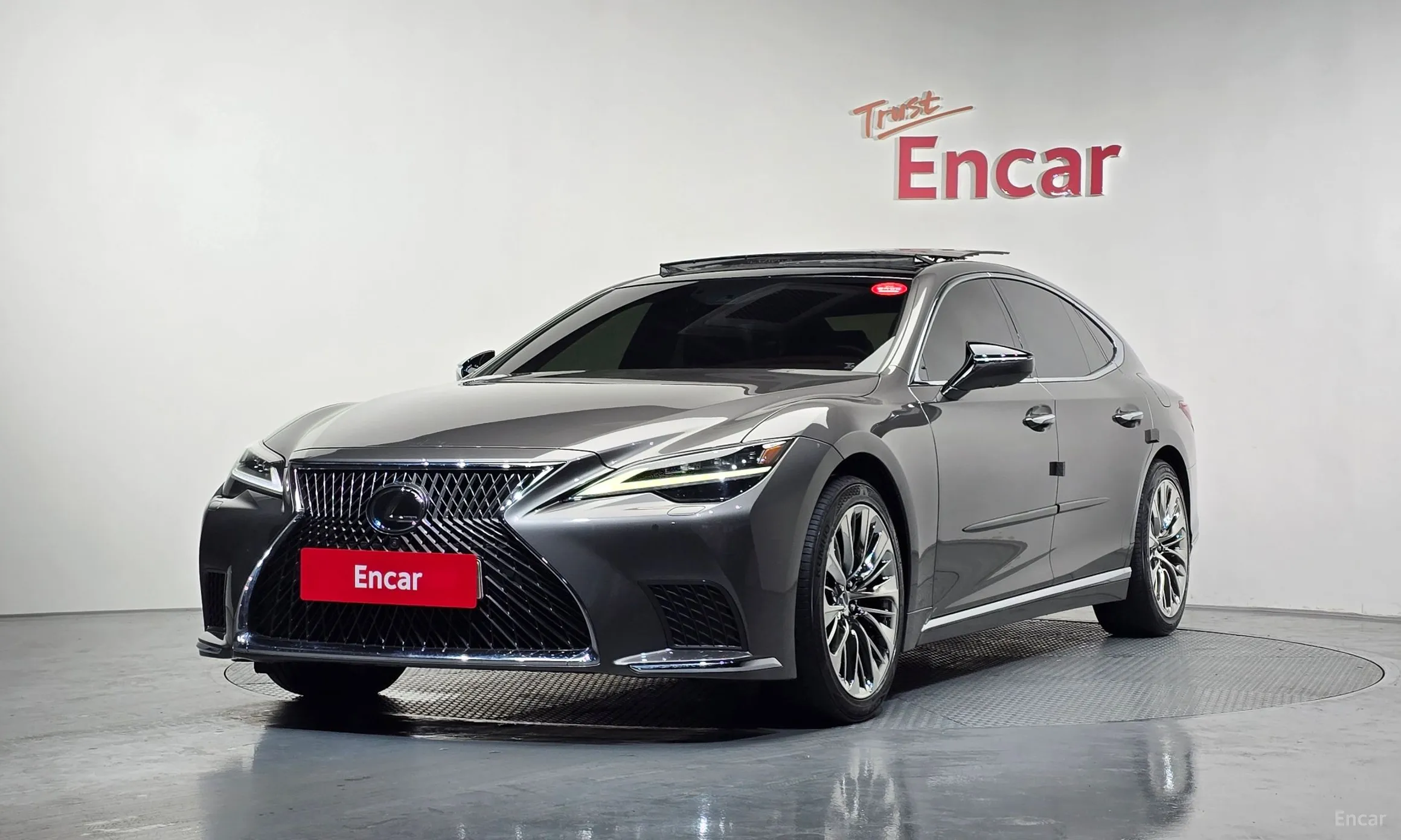 Lexus LS500 5th Generation