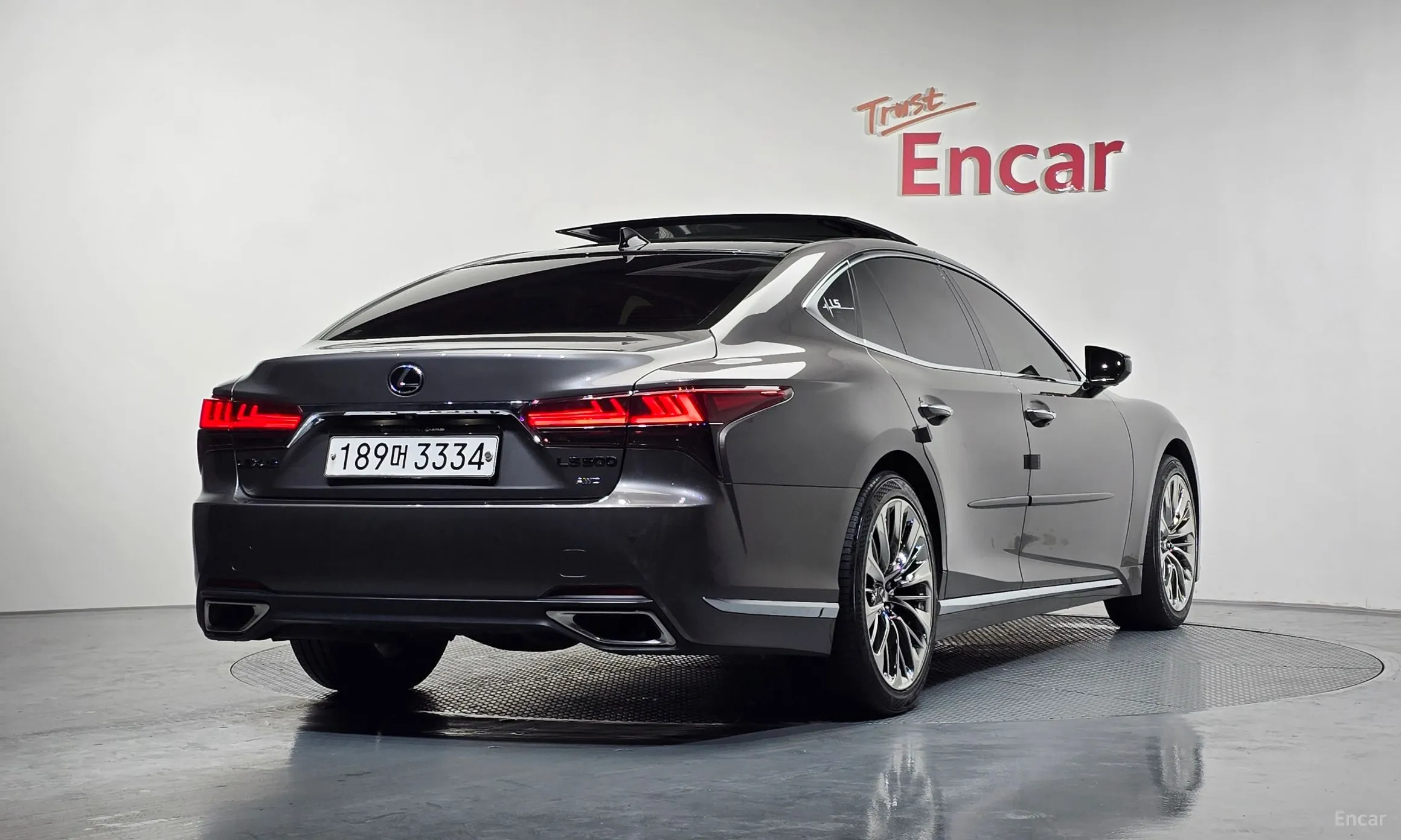 Lexus LS500 5th Generation