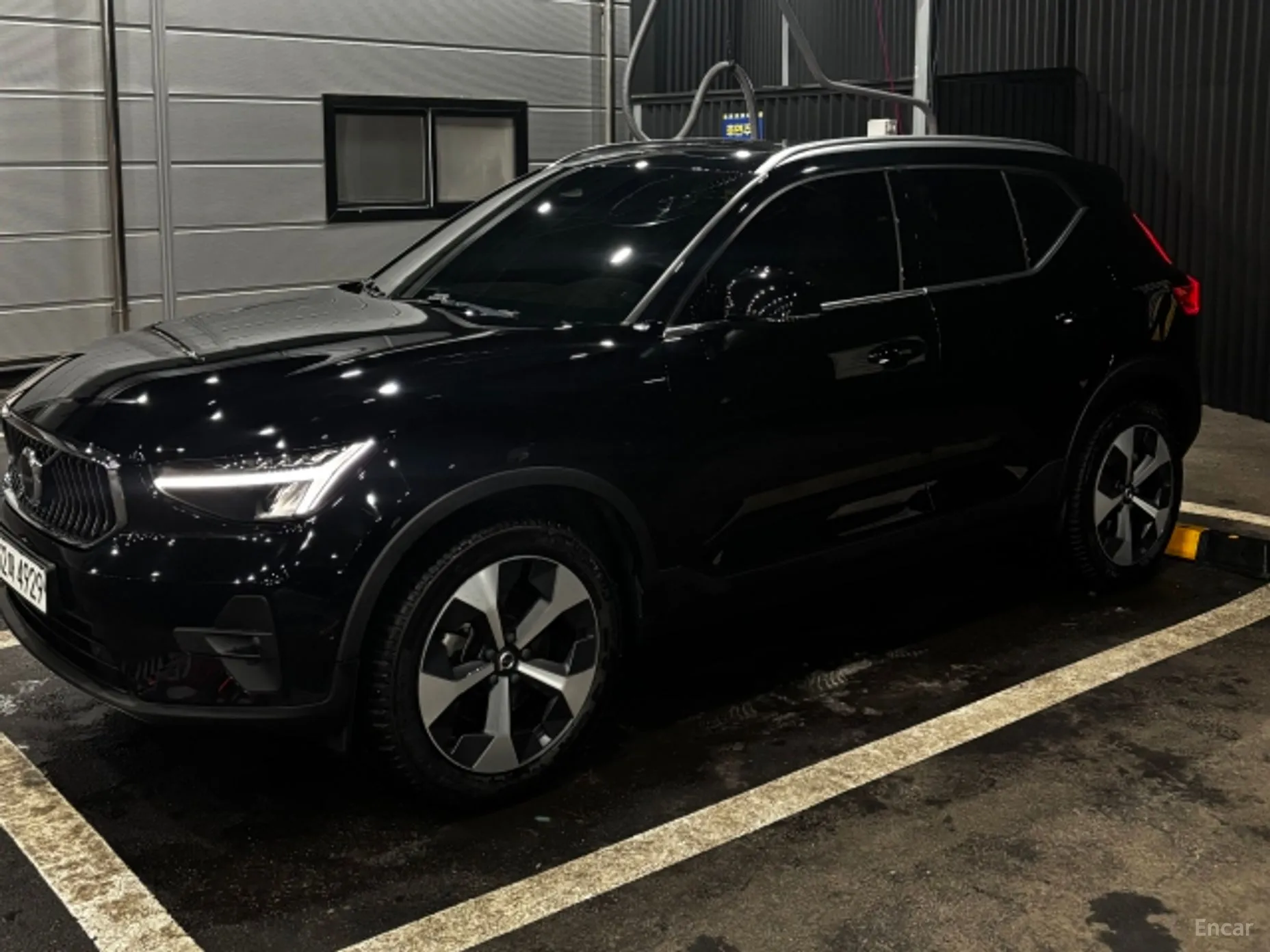 Volvo XC40 превью 3