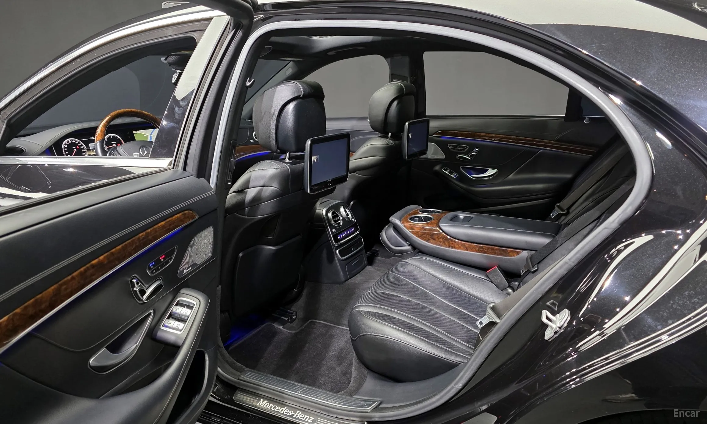 Mercedes Benz S-Class W222 превью 11