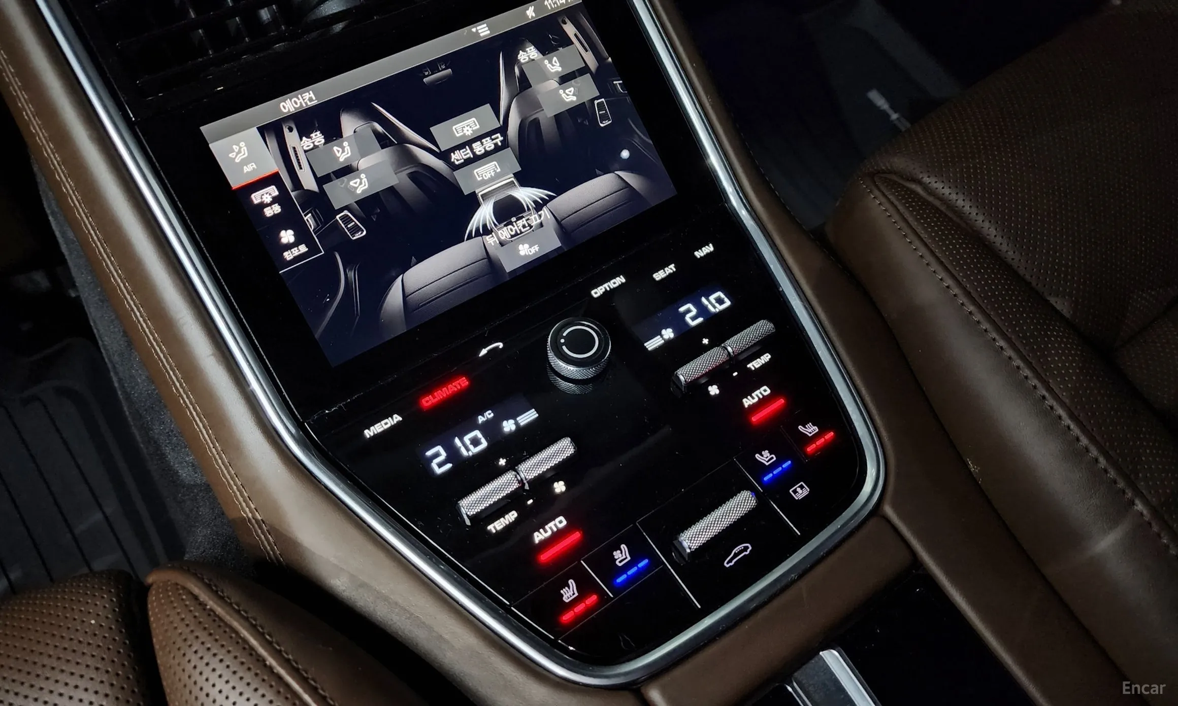 Porsche Panamera (971) превью 19