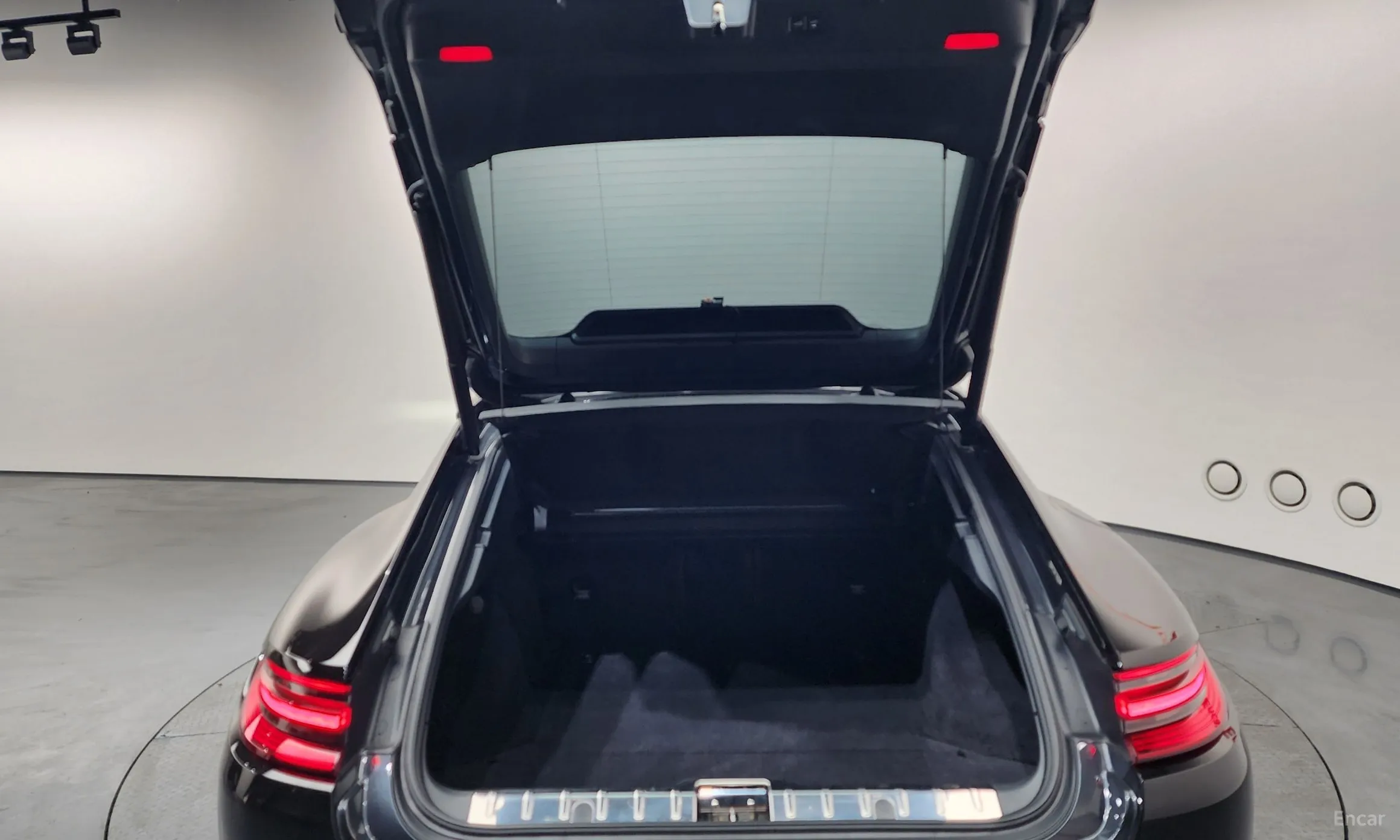 Porsche Panamera (971) превью 20
