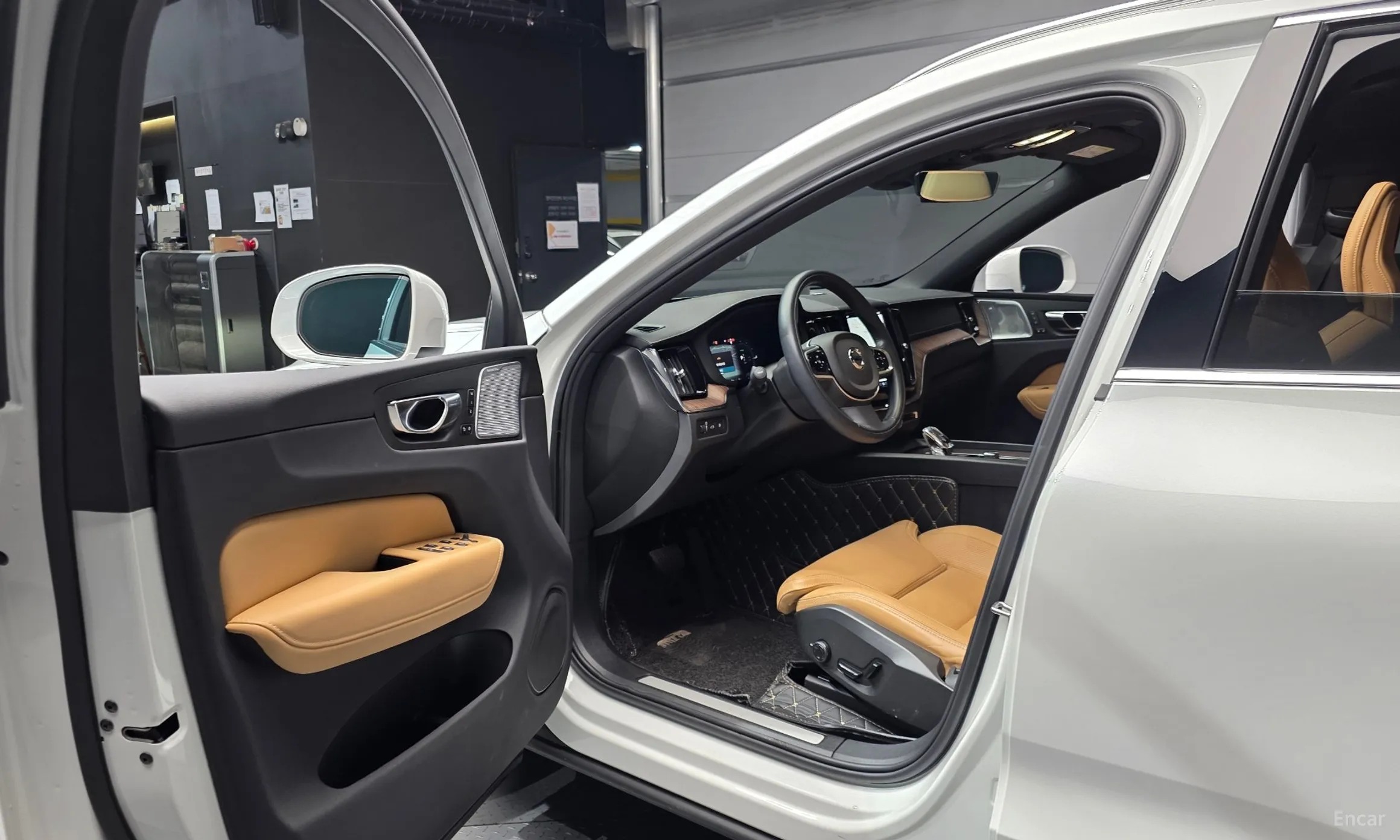 Volvo XC60 Gen 2 превью 11