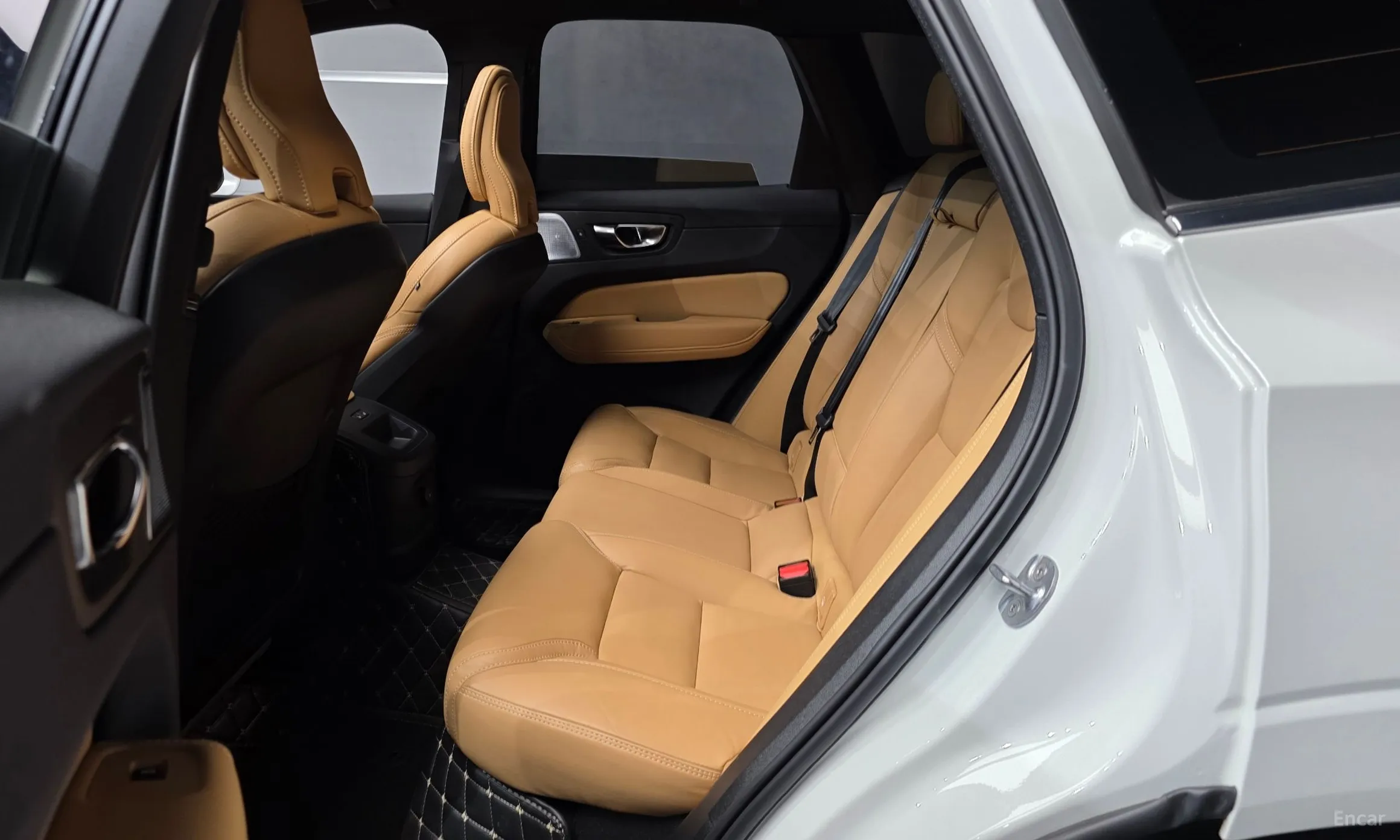 Volvo XC60 Gen 2 превью 12