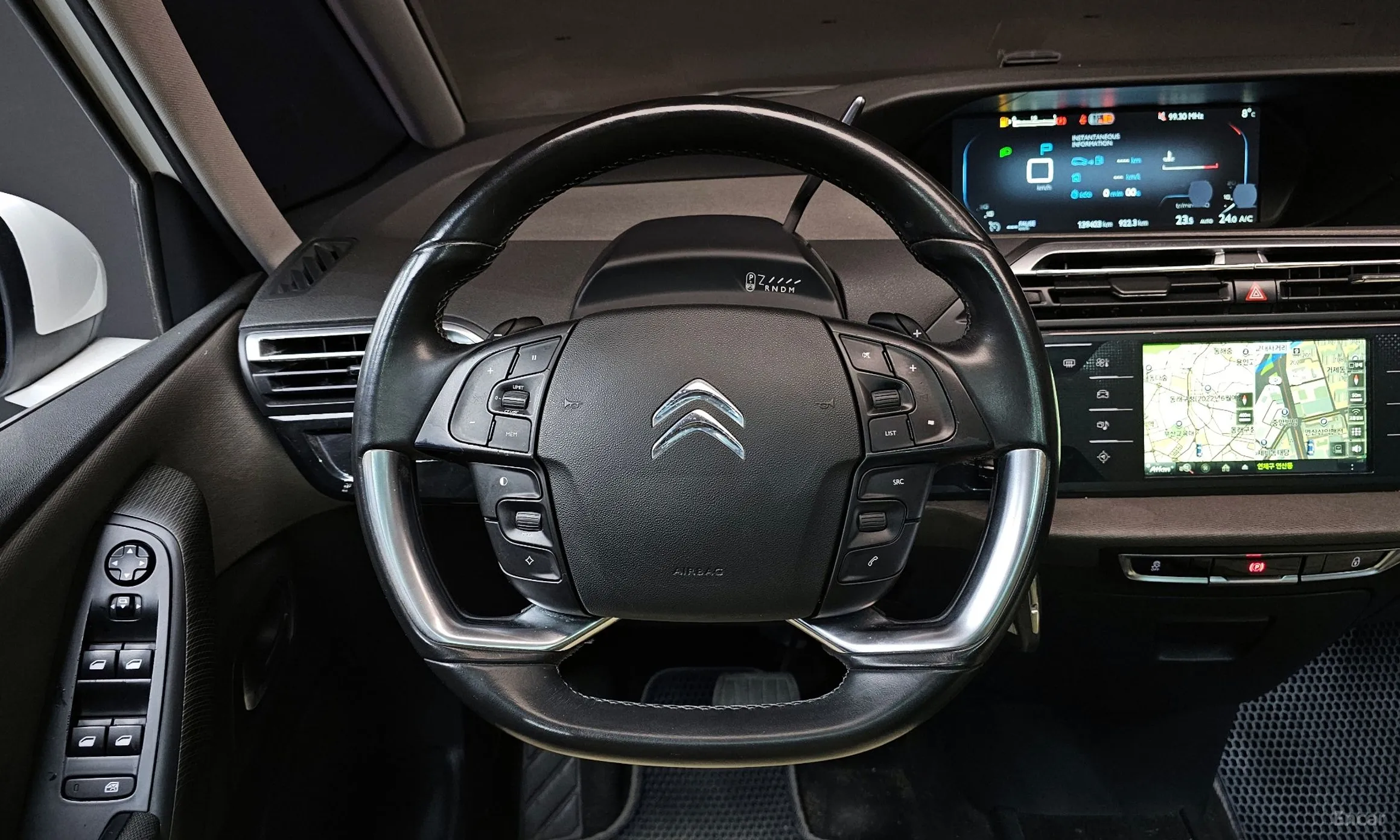 Citroën/DS Grand C4 Picasso превью 13