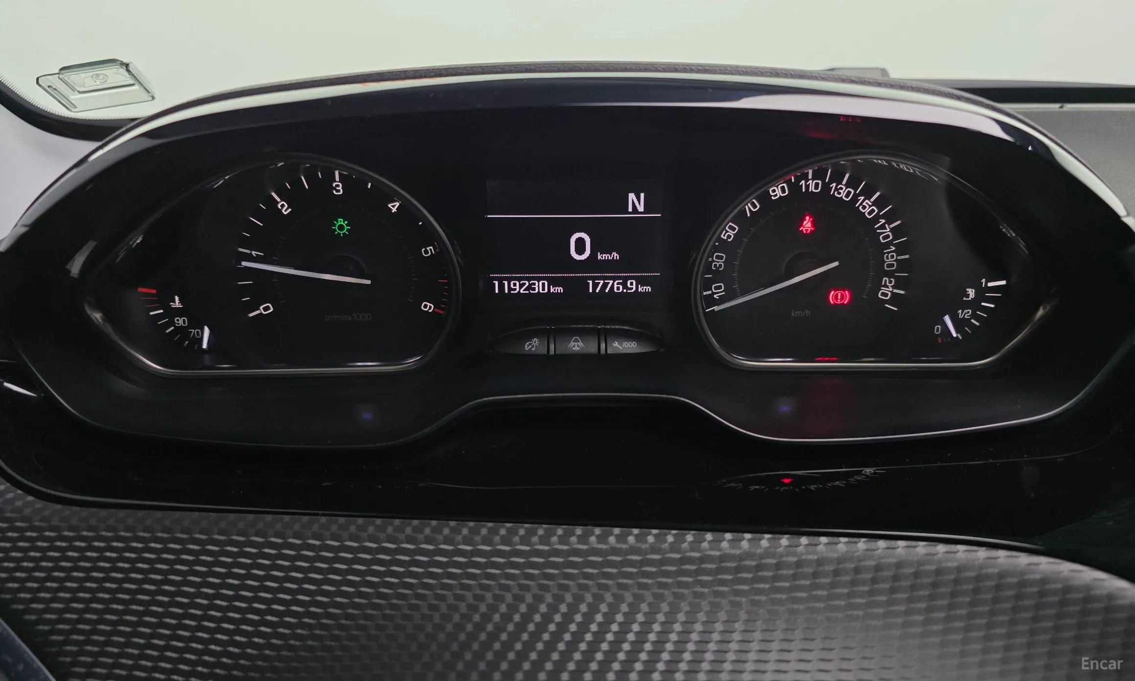 Peugeot 2008. превью 8