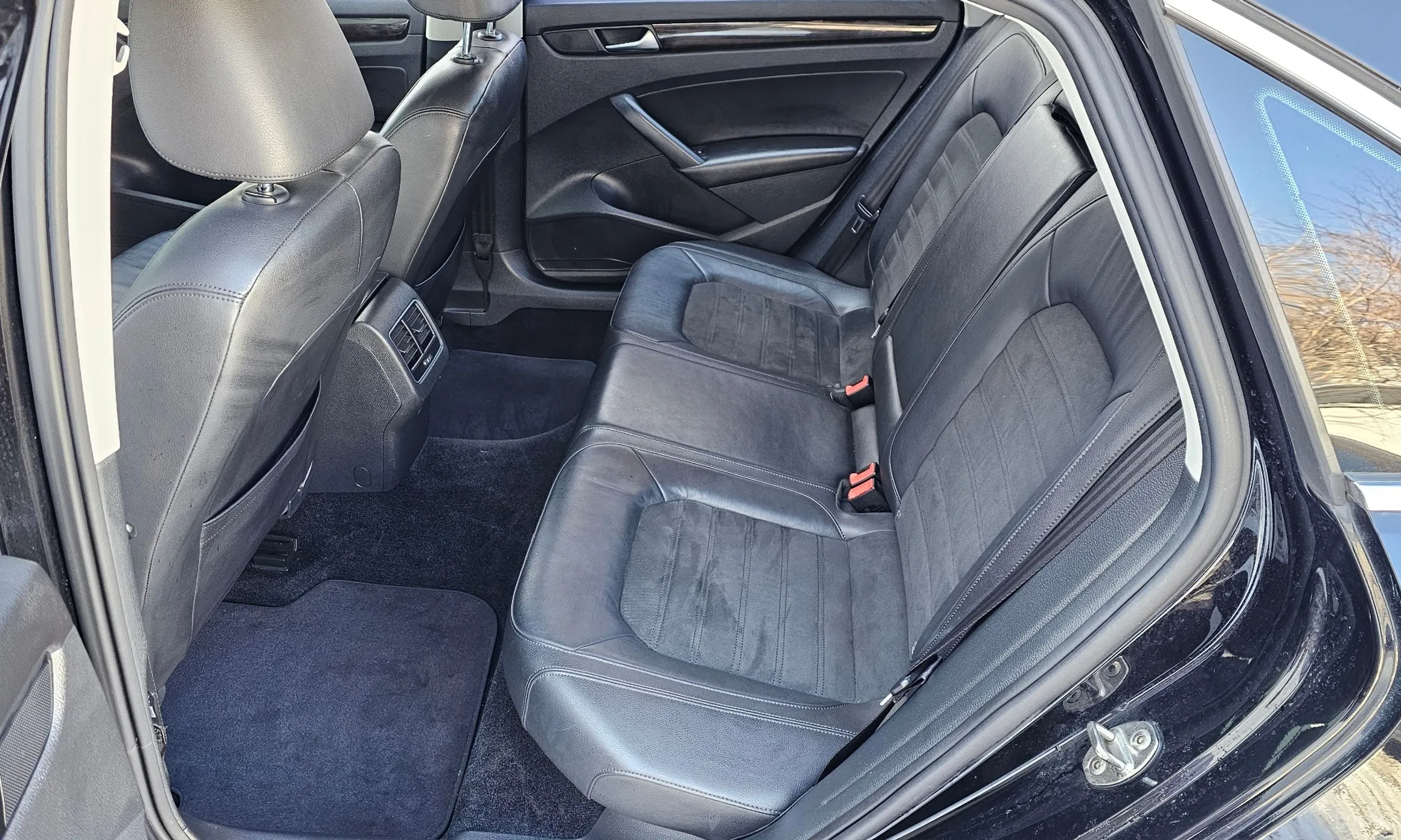 Volkswagen The New Passat превью 12