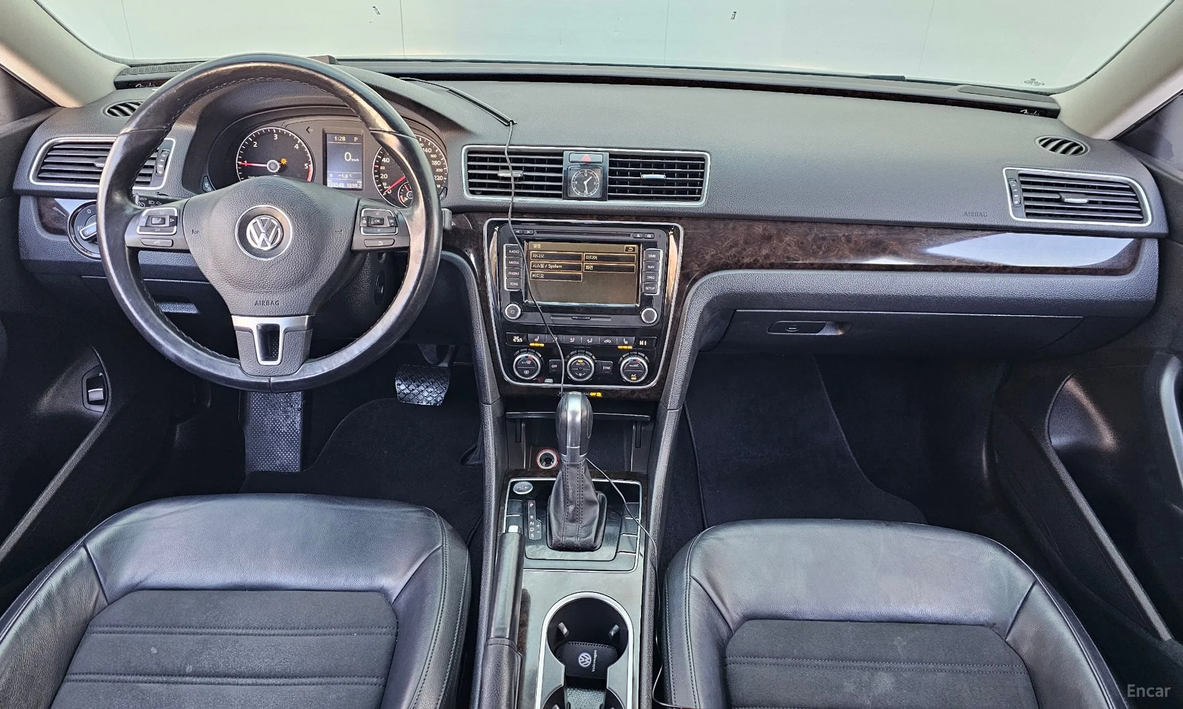 Volkswagen The New Passat превью 7