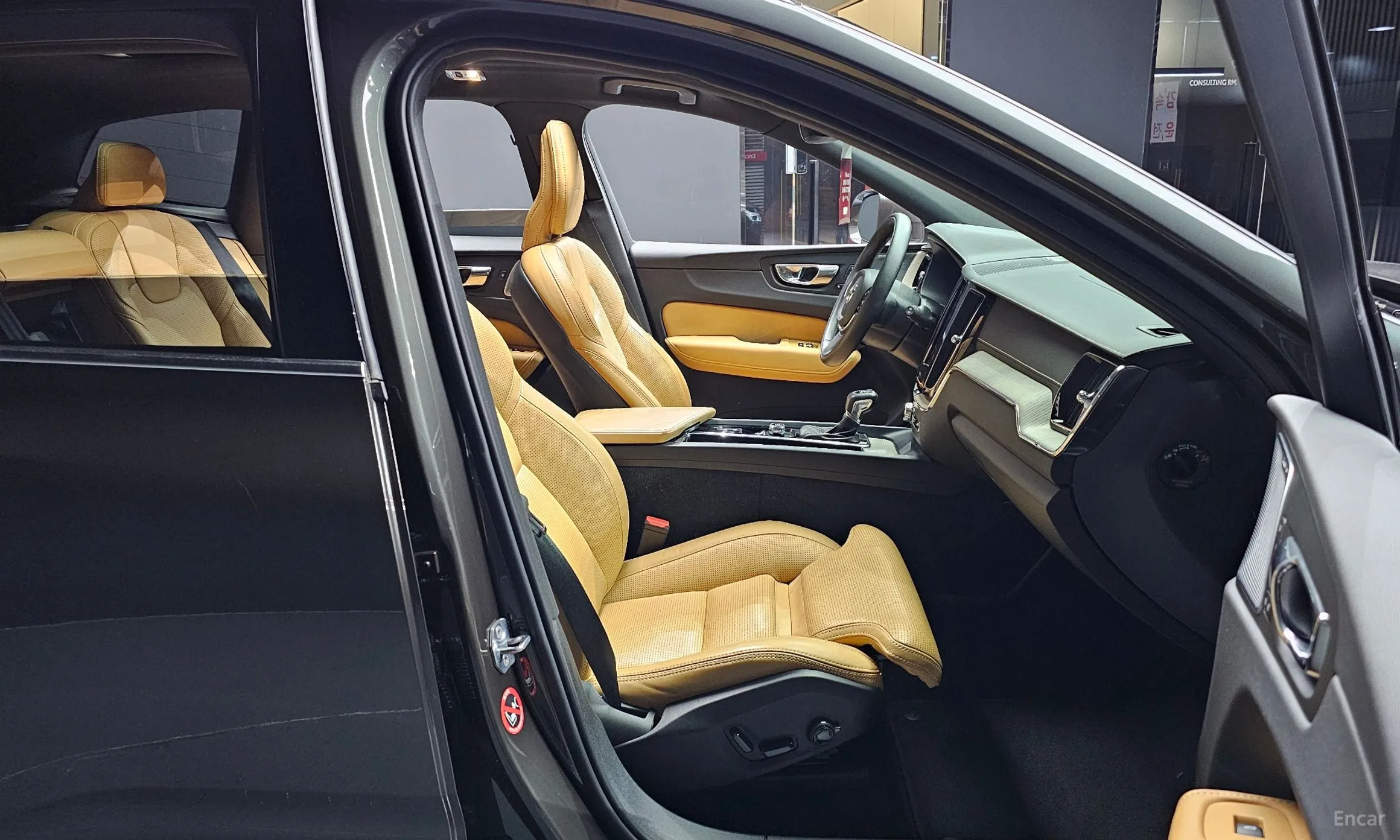 Volvo XC60 Gen 2 превью 10