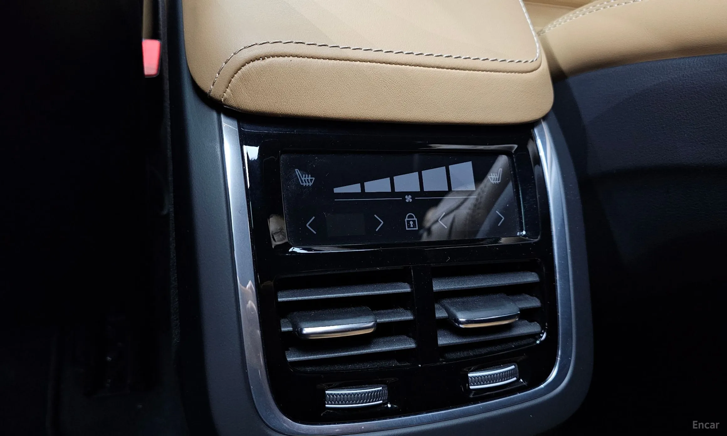Volvo XC60 Gen 2 превью 17