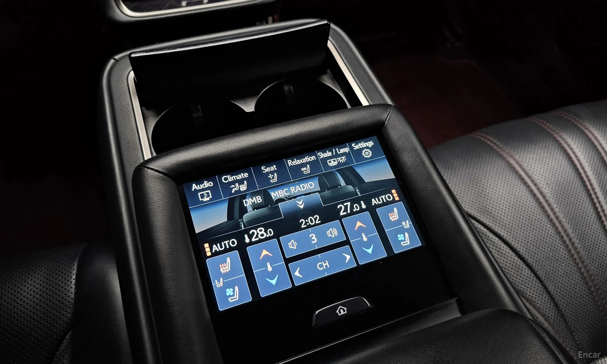 Lexus LS500h Gen 5 превью 19