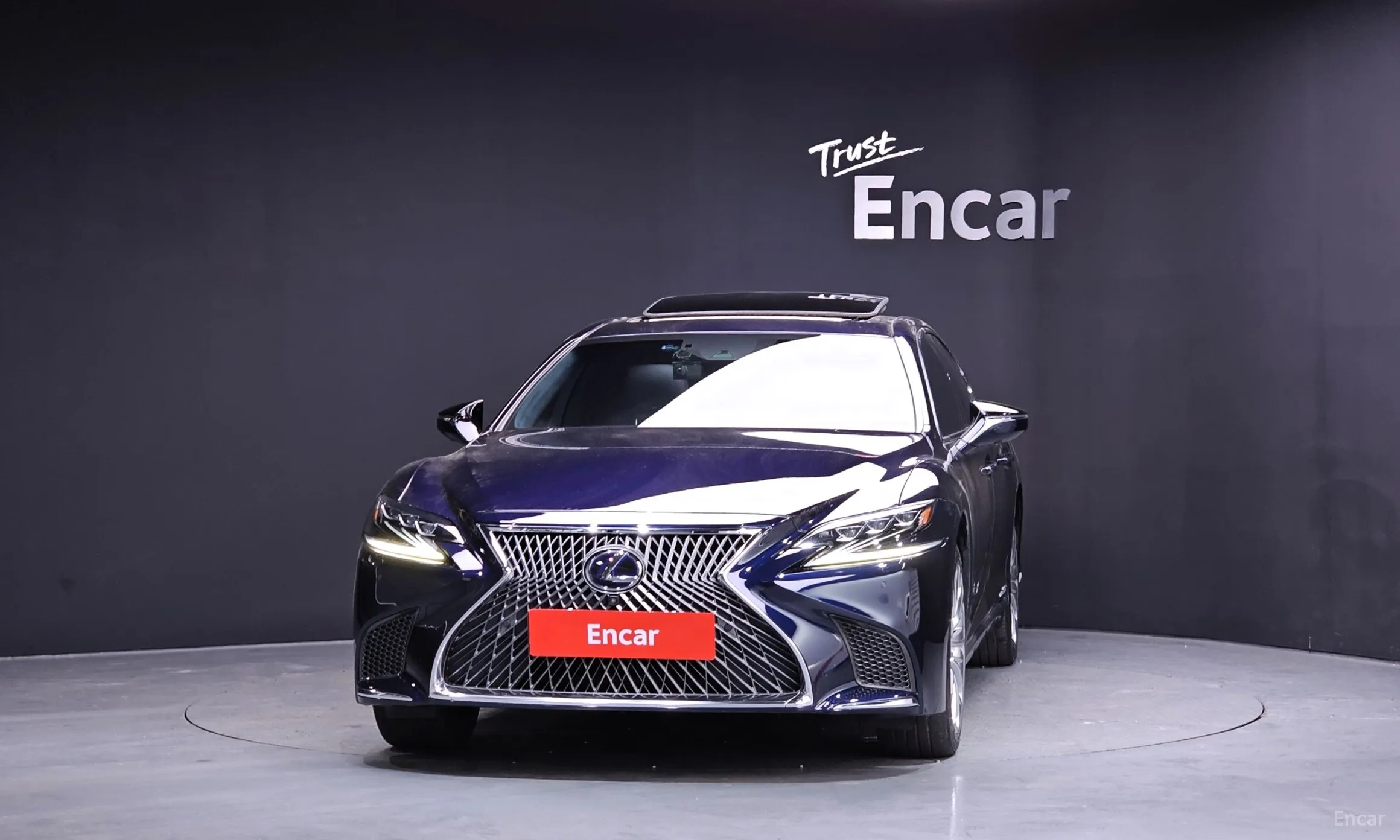 Lexus LS500h Gen 5 превью 3