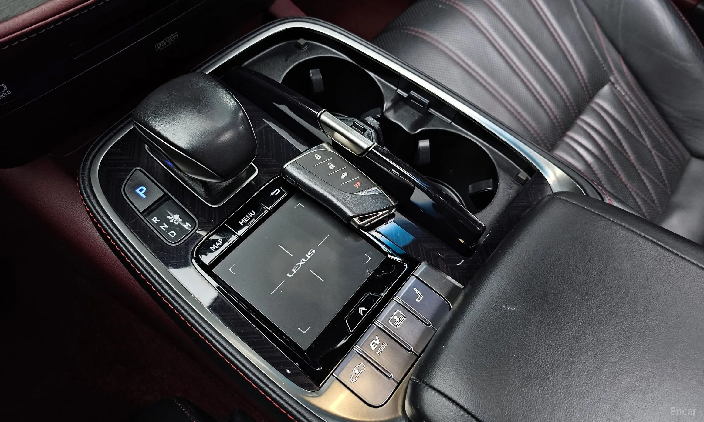 Lexus LS500h Gen 5 превью 9
