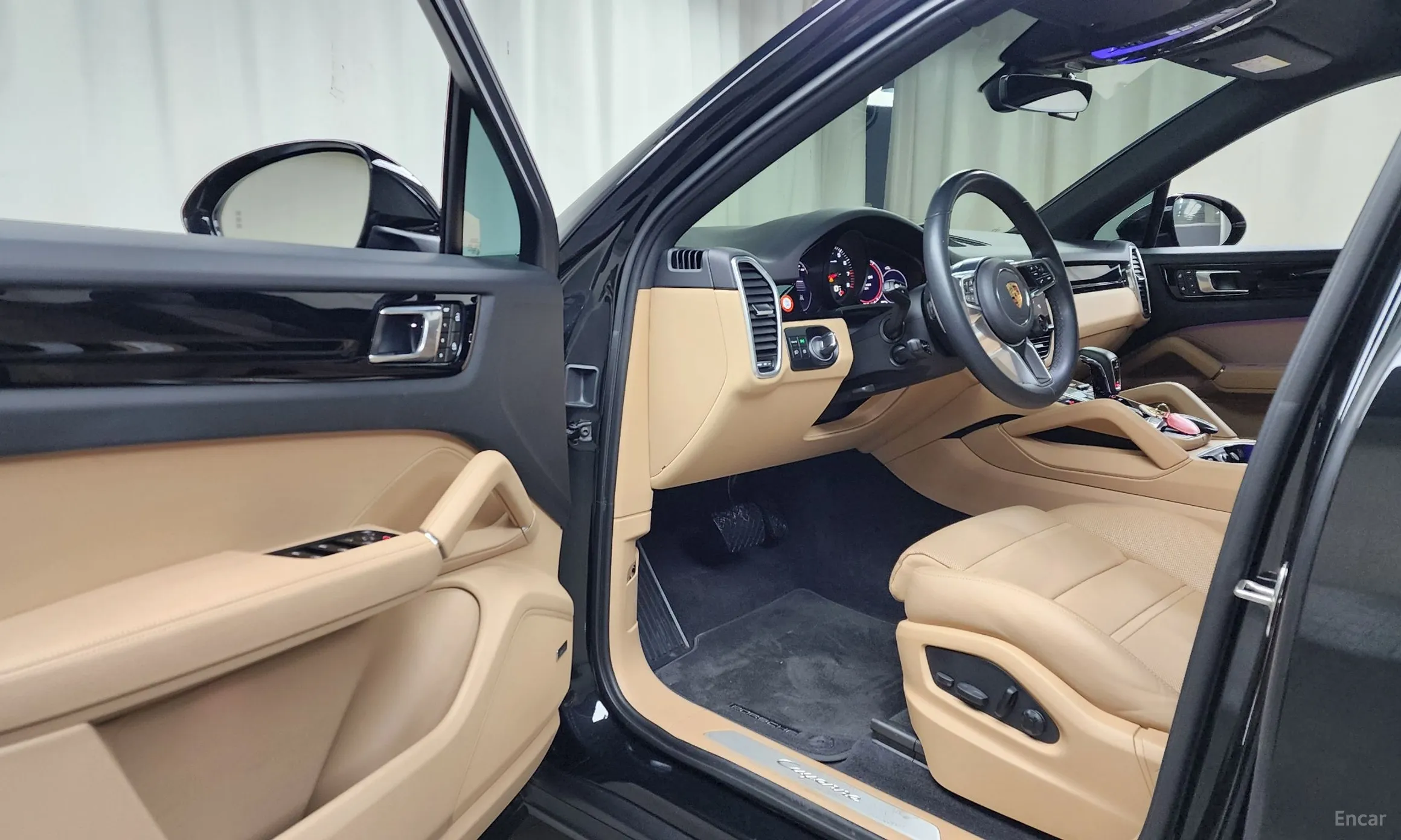 Porsche Cayenne (PO536) превью 10