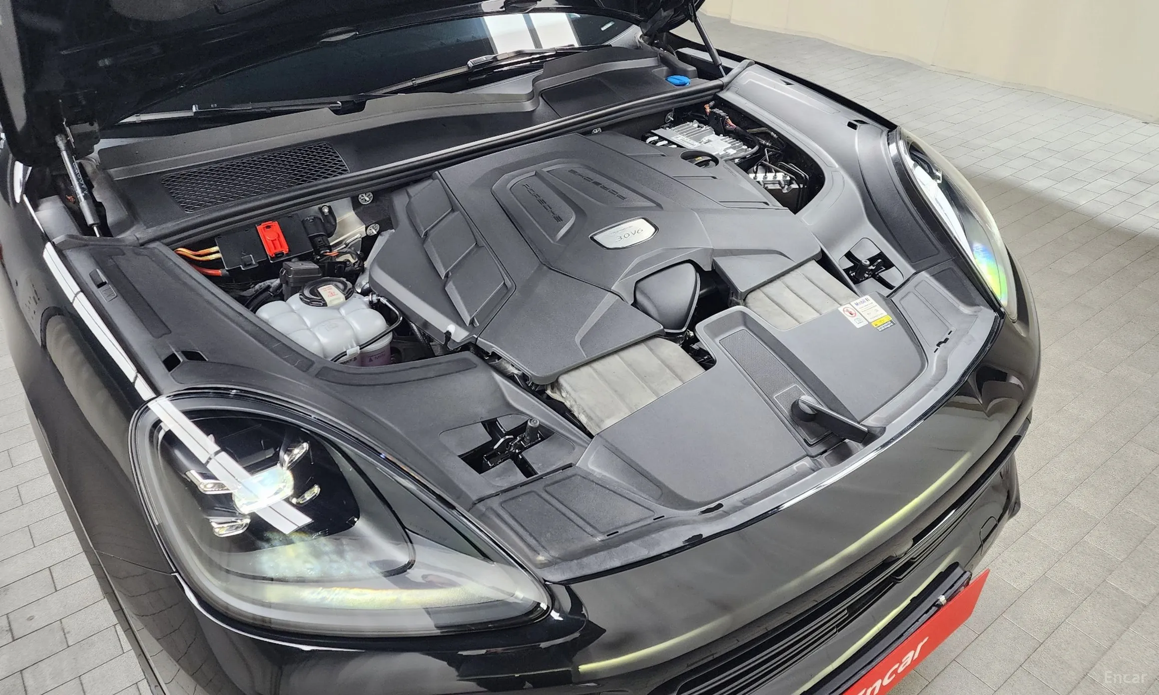 Porsche Cayenne (PO536) превью 6