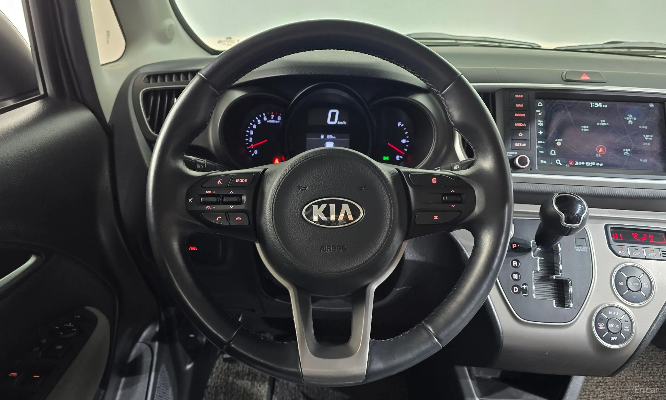 Kia Ray превью 13
