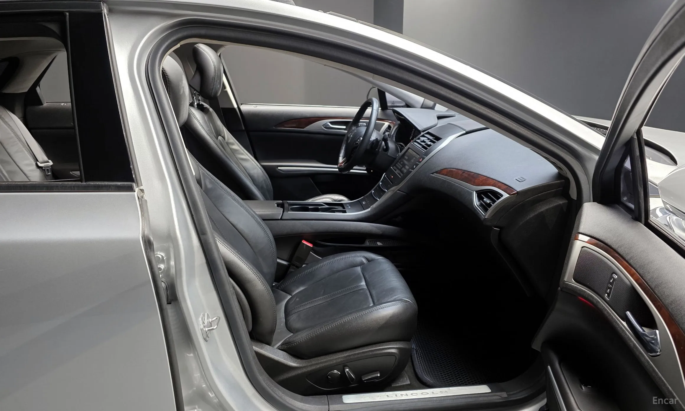 Lincoln New MKZ превью 10