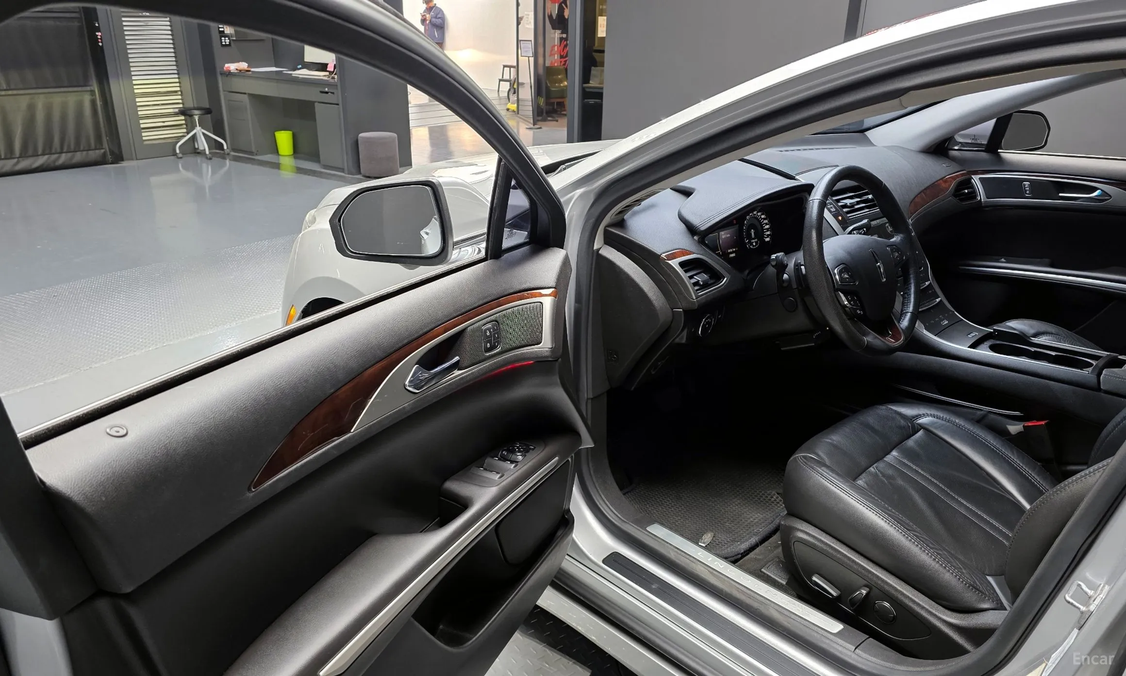Lincoln New MKZ превью 11