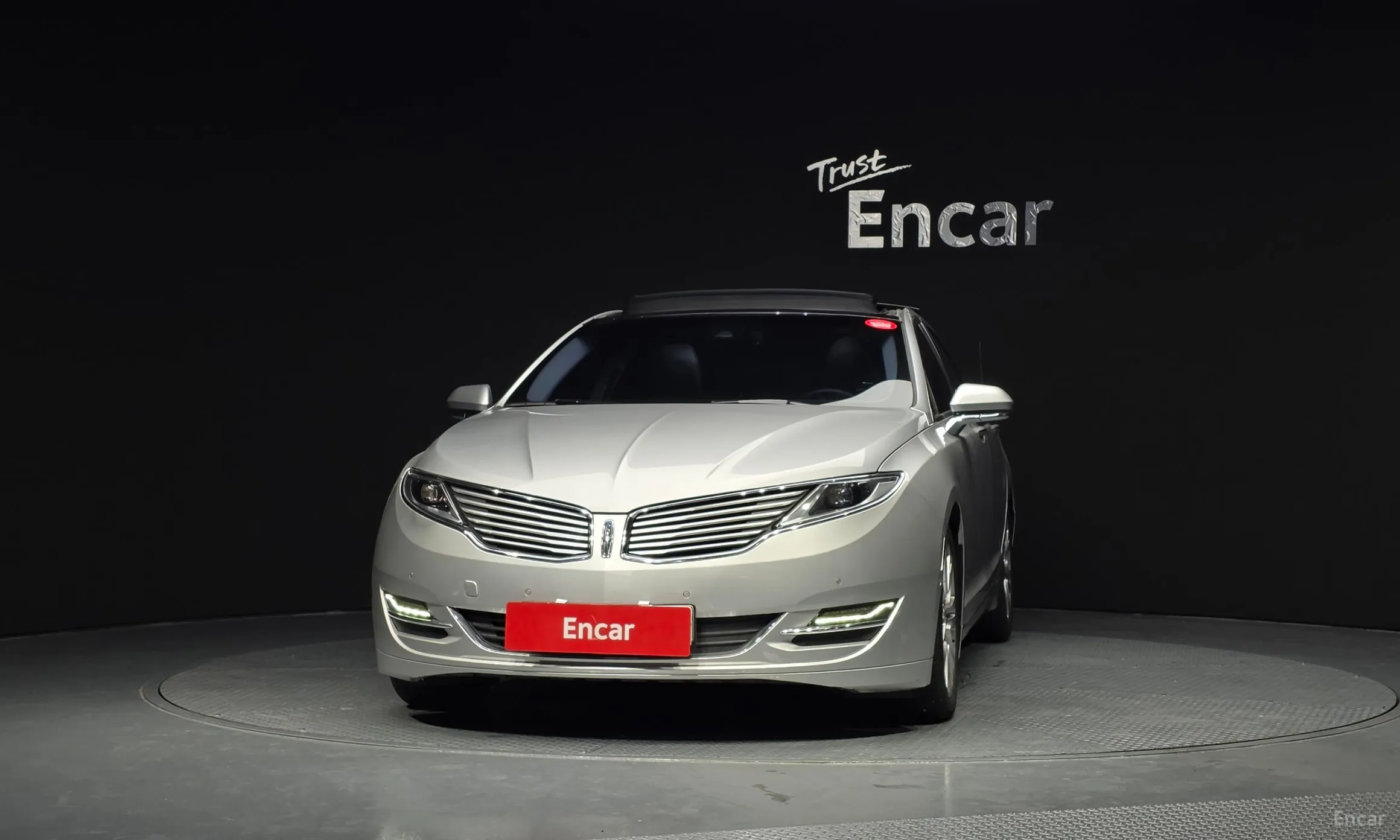 Lincoln New MKZ превью 3