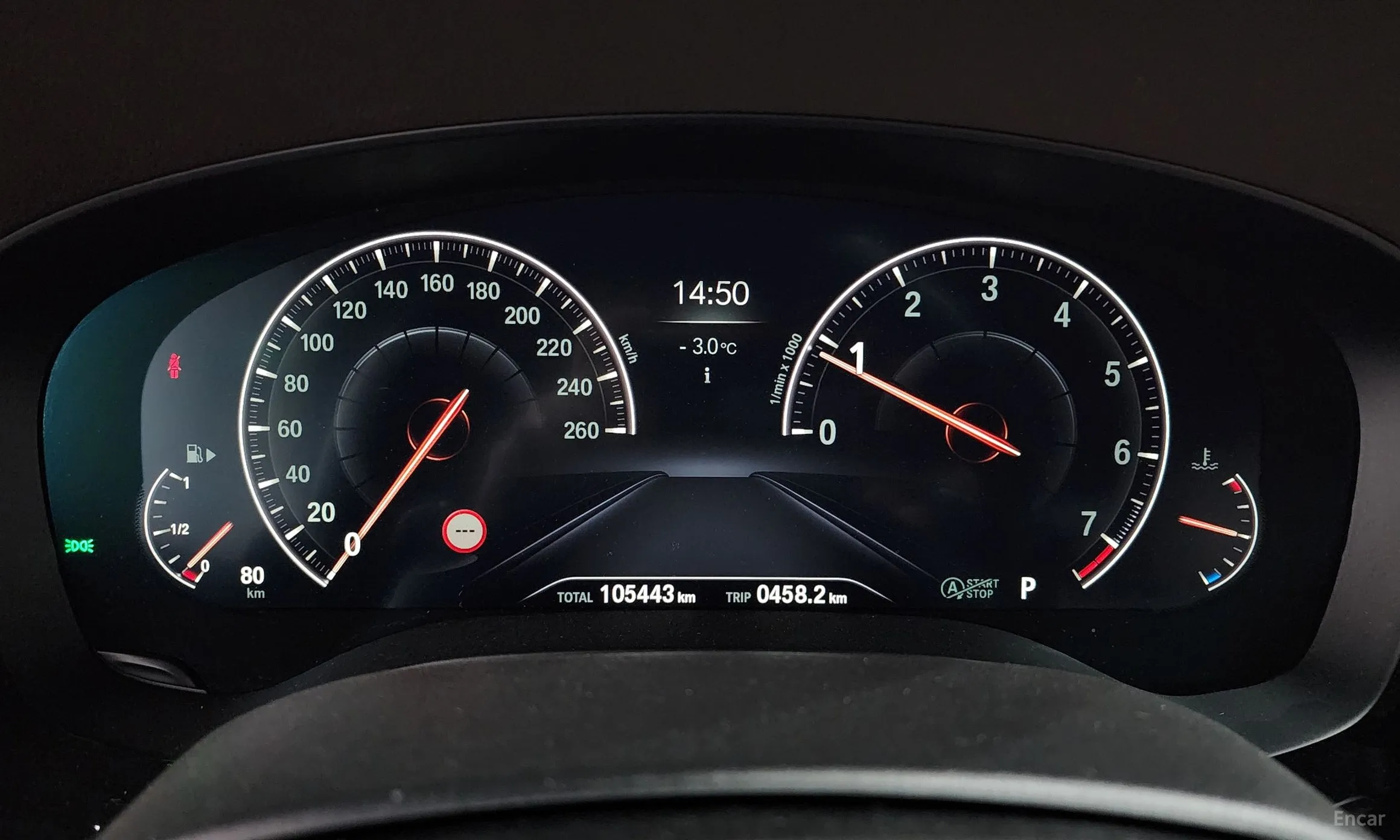 BMW 5 Series (G30) превью 8