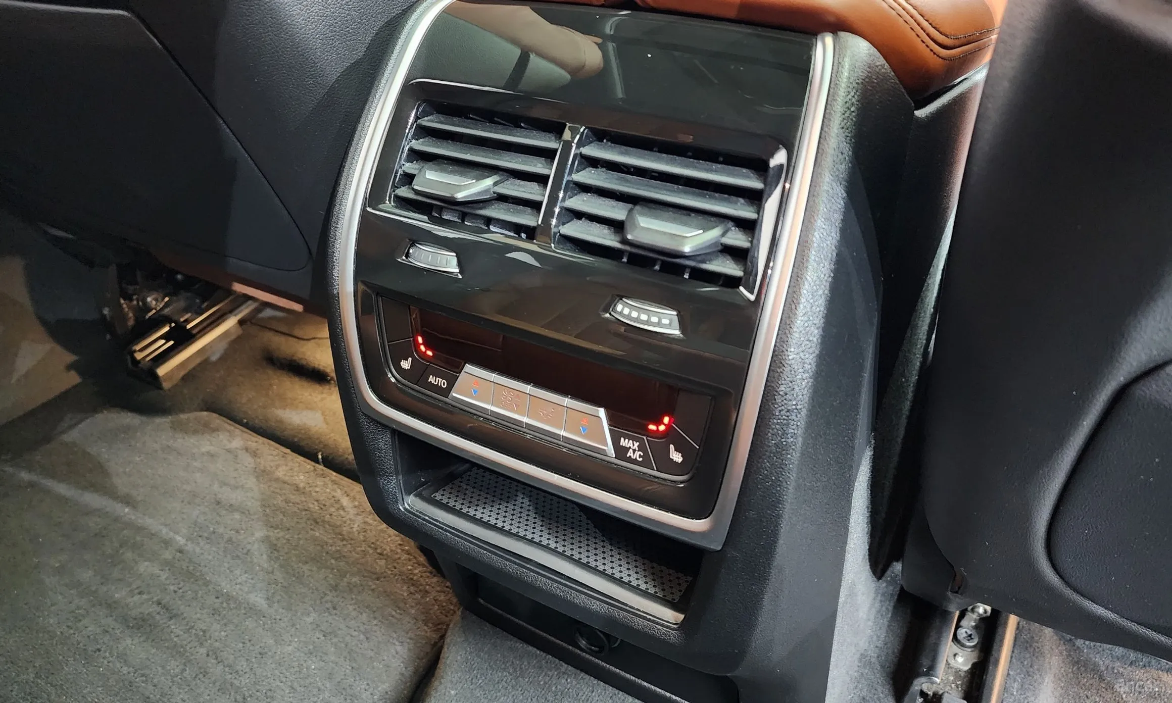 BMW X6 (G06) превью 18
