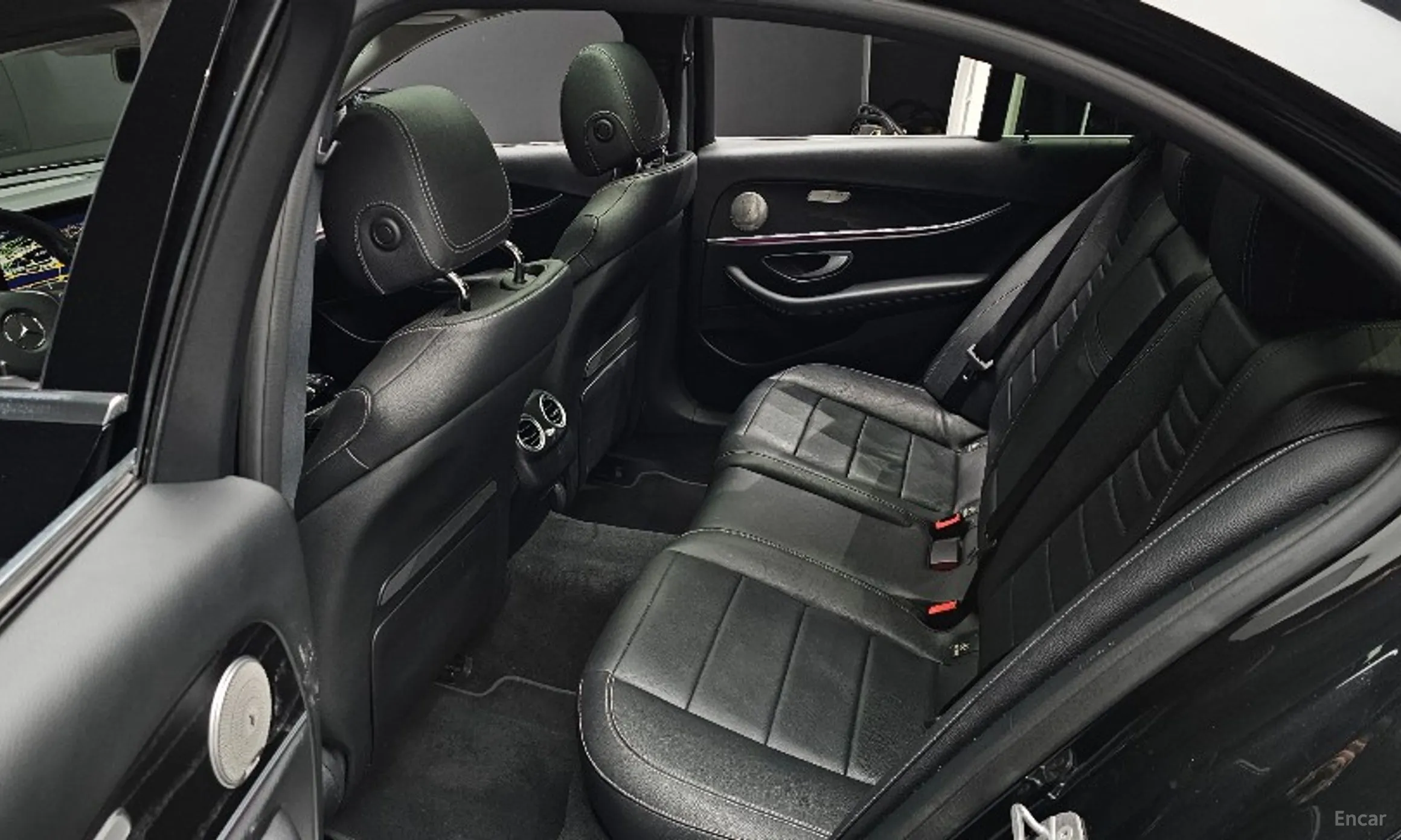 Mercedes Benz E-Class W213 превью 12