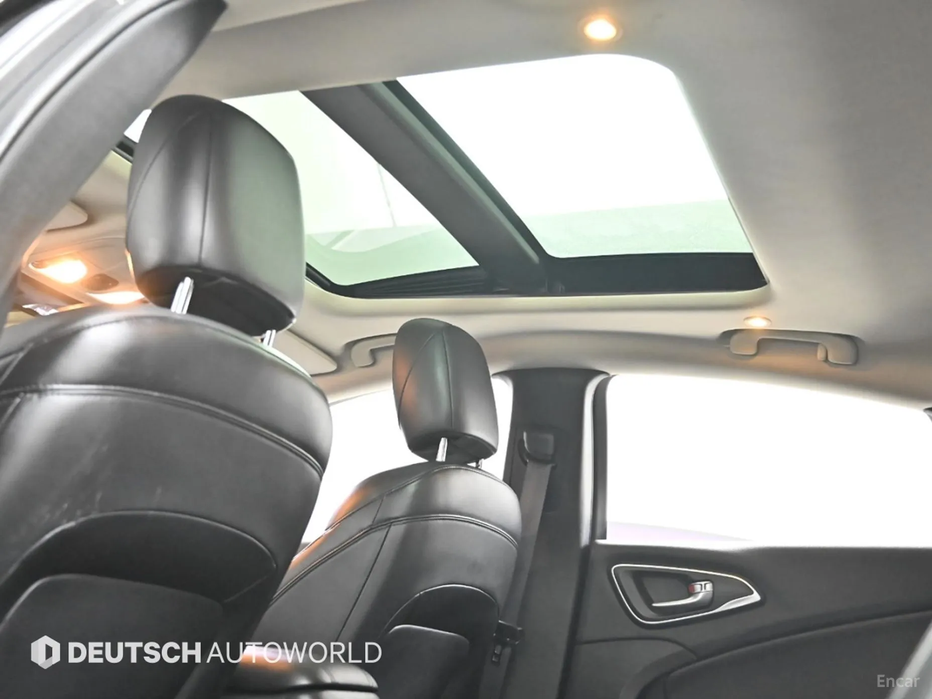 Chrysler 200 Second generation превью 19