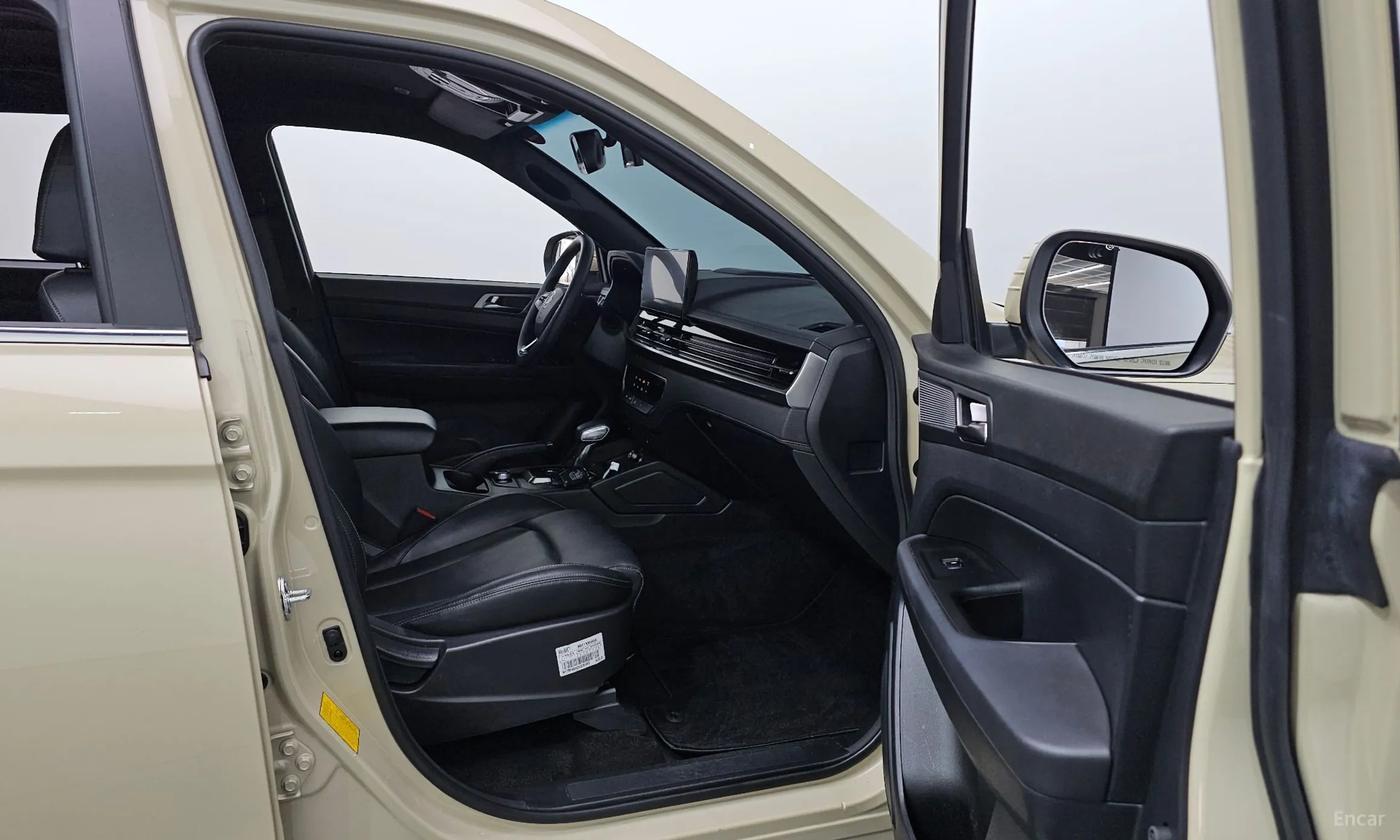 KG Mobility (SsangYong) Rexton Sports превью 18