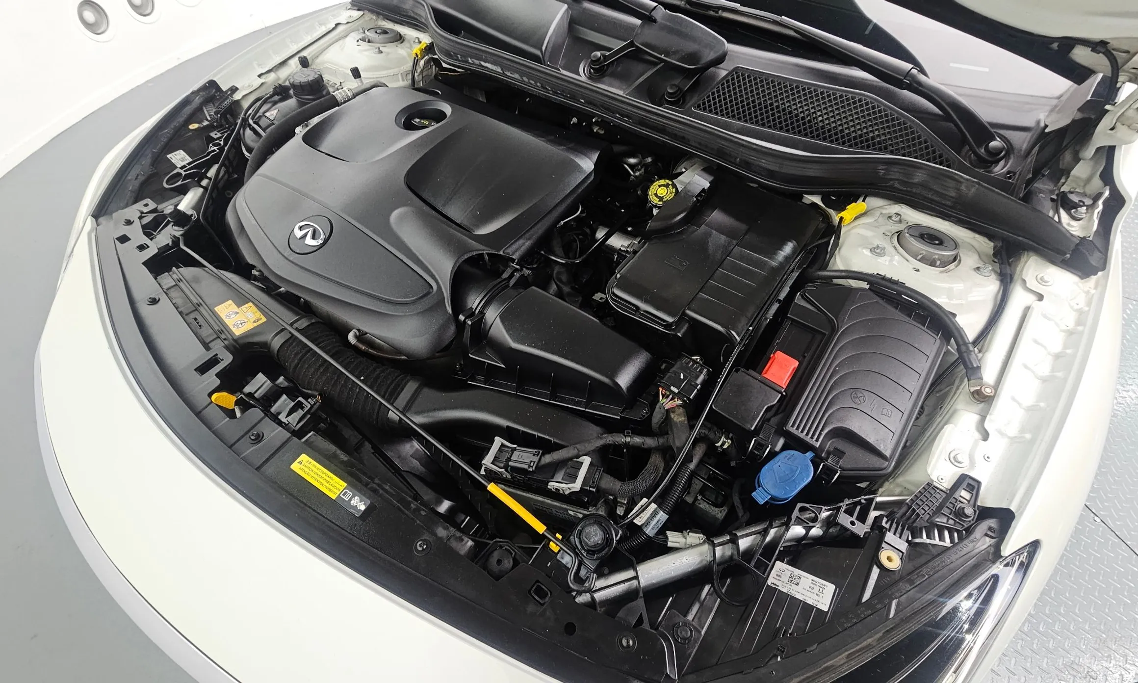 Infiniti Q30 превью 6