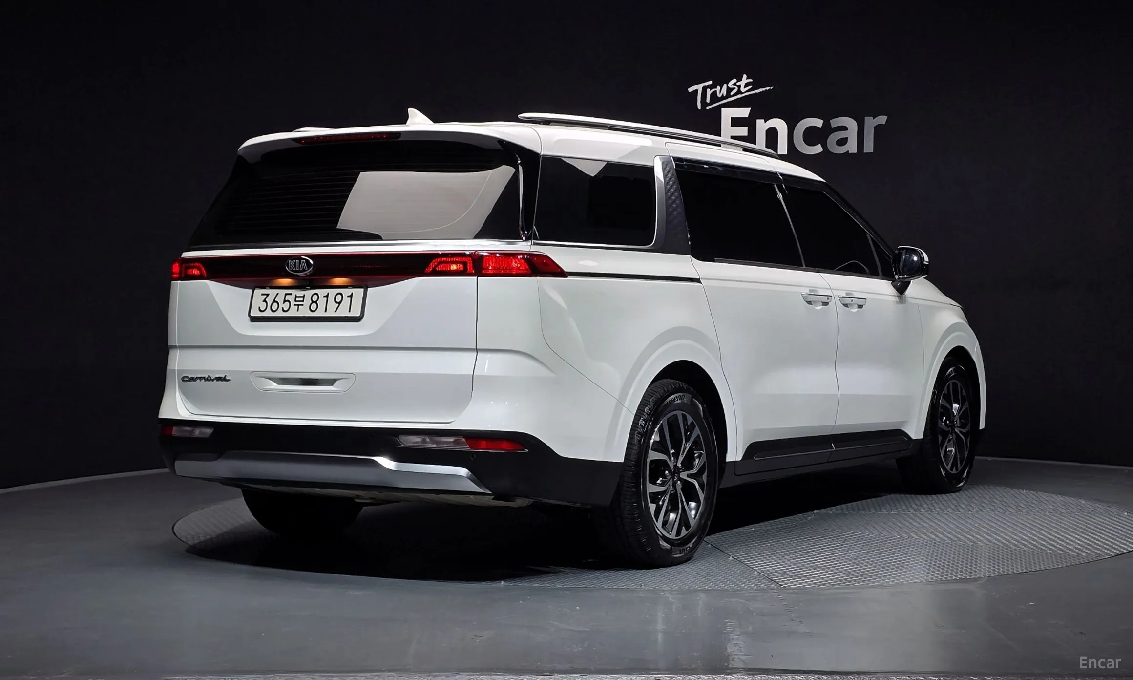 Kia Carnival Gen 4 превью 2
