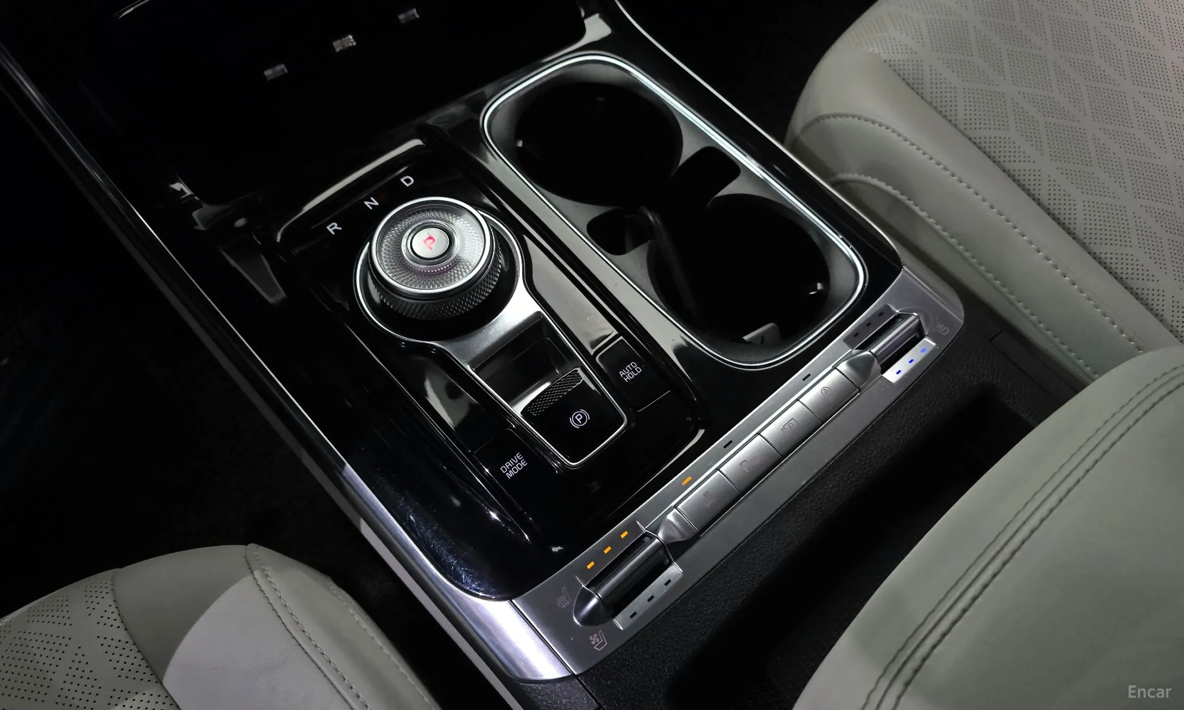 Kia Carnival Gen 4 превью 9