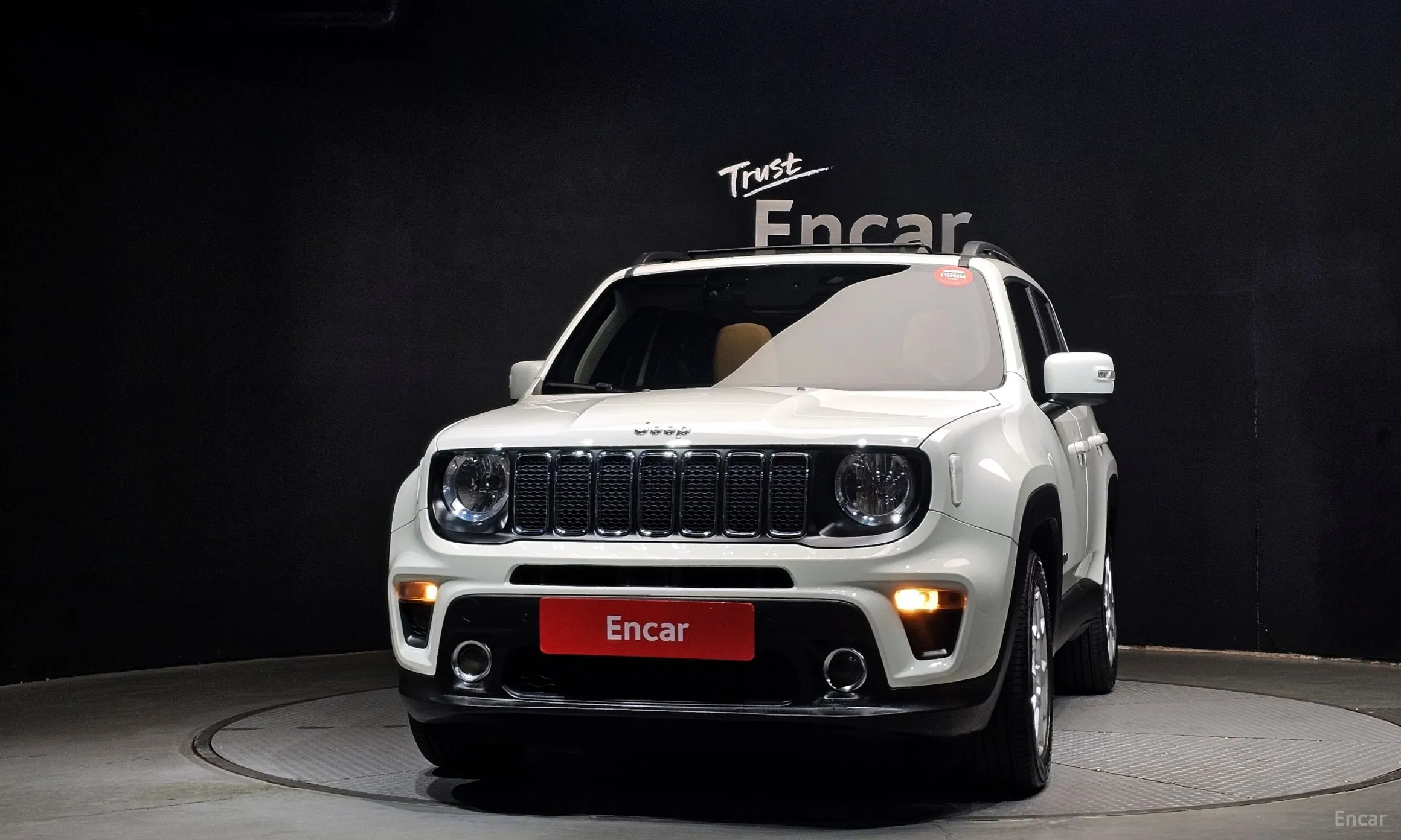 Jeep Renegade превью 3
