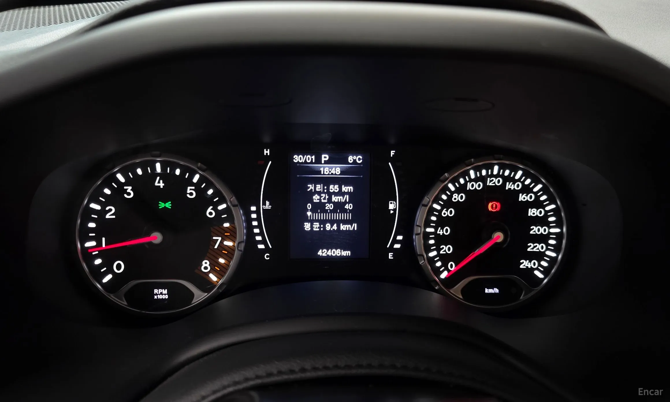 Jeep Renegade превью 8