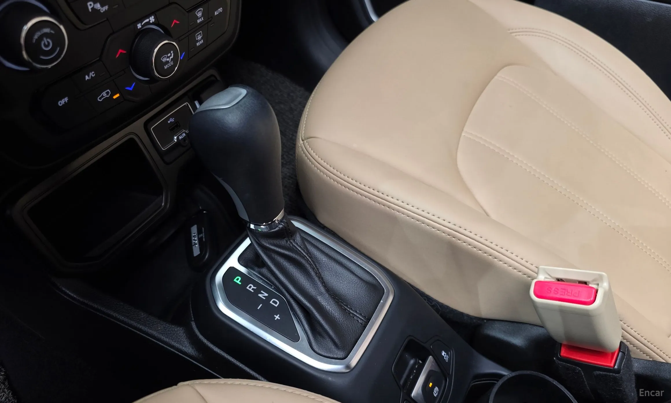 Jeep Renegade превью 9