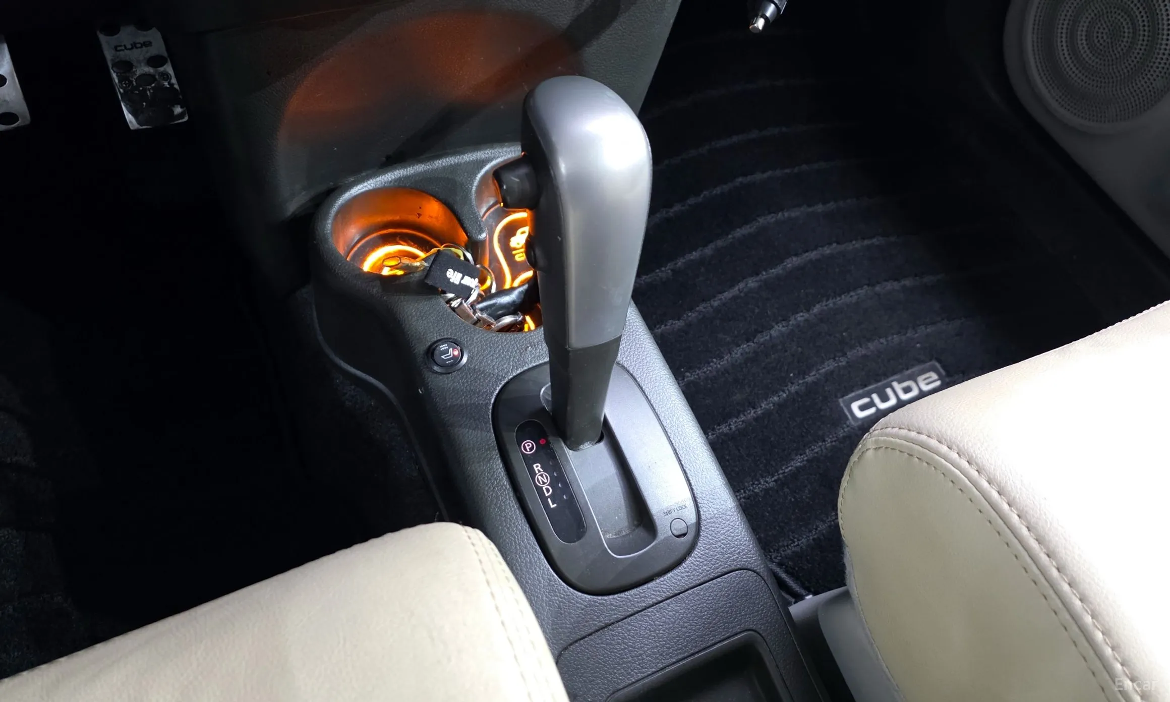 Nissan Cube превью 9