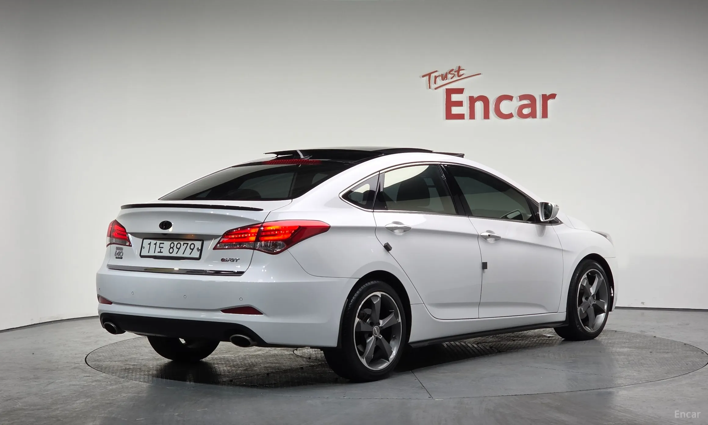 Hyundai i40 saloon