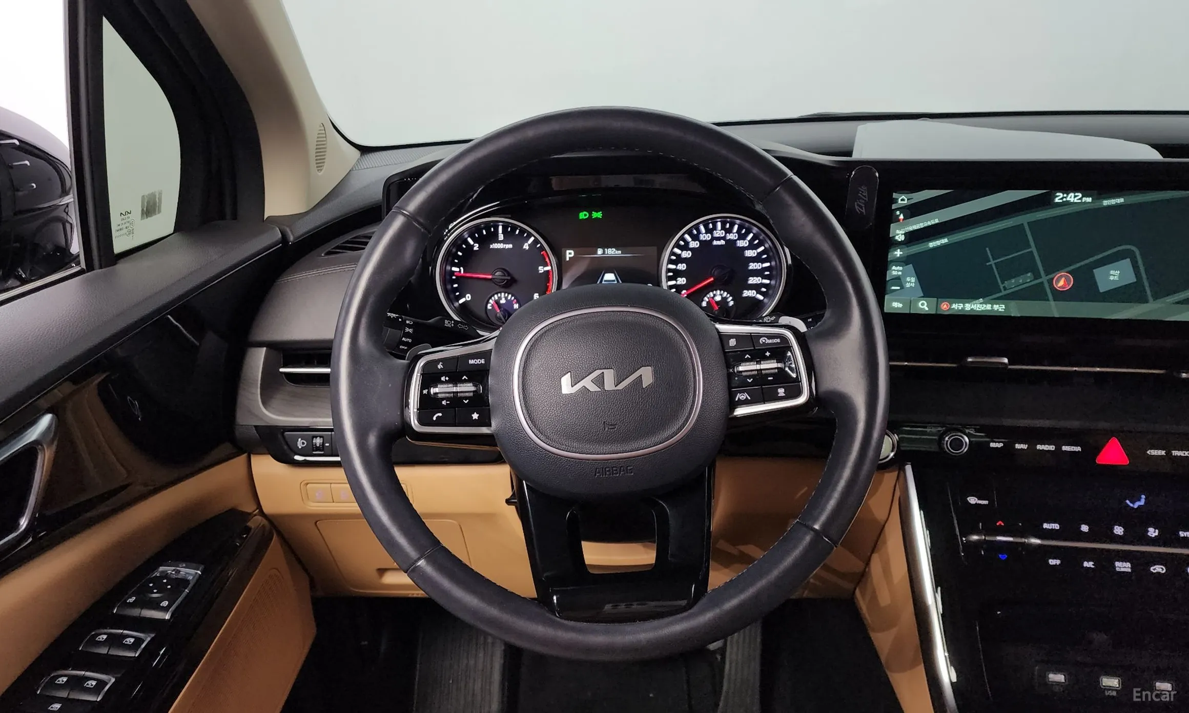 Kia Carnival Gen 4 превью 15