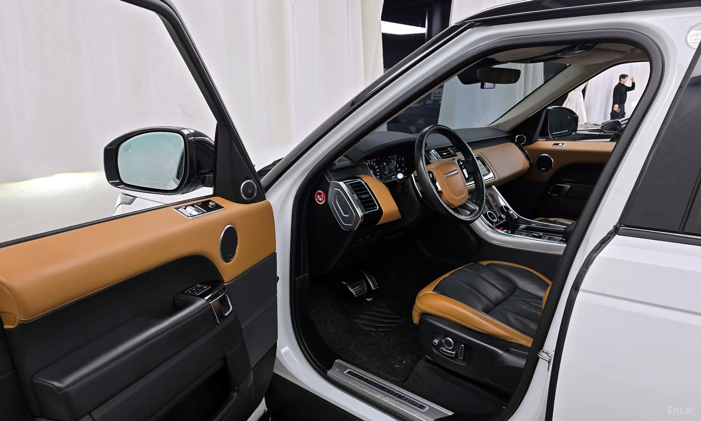 Land Rover Range Rover Sport 2nd Generation превью 10
