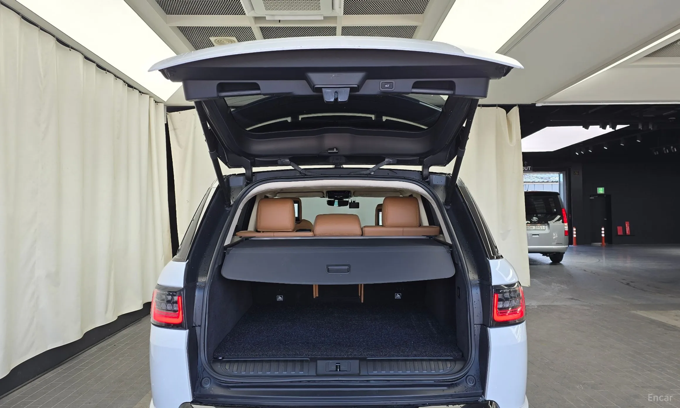 Land Rover Range Rover Sport 2nd Generation превью 20