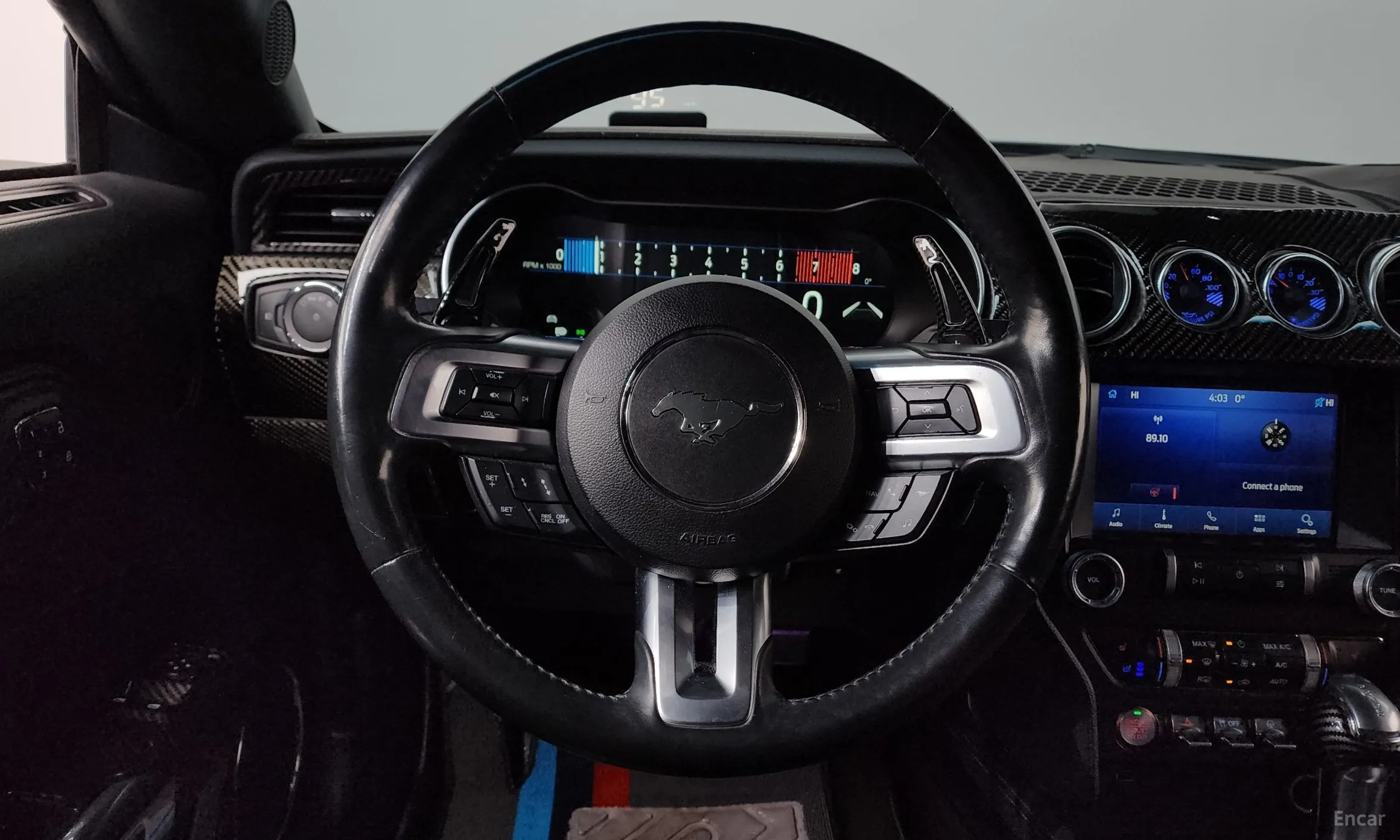Ford Mustang превью 13